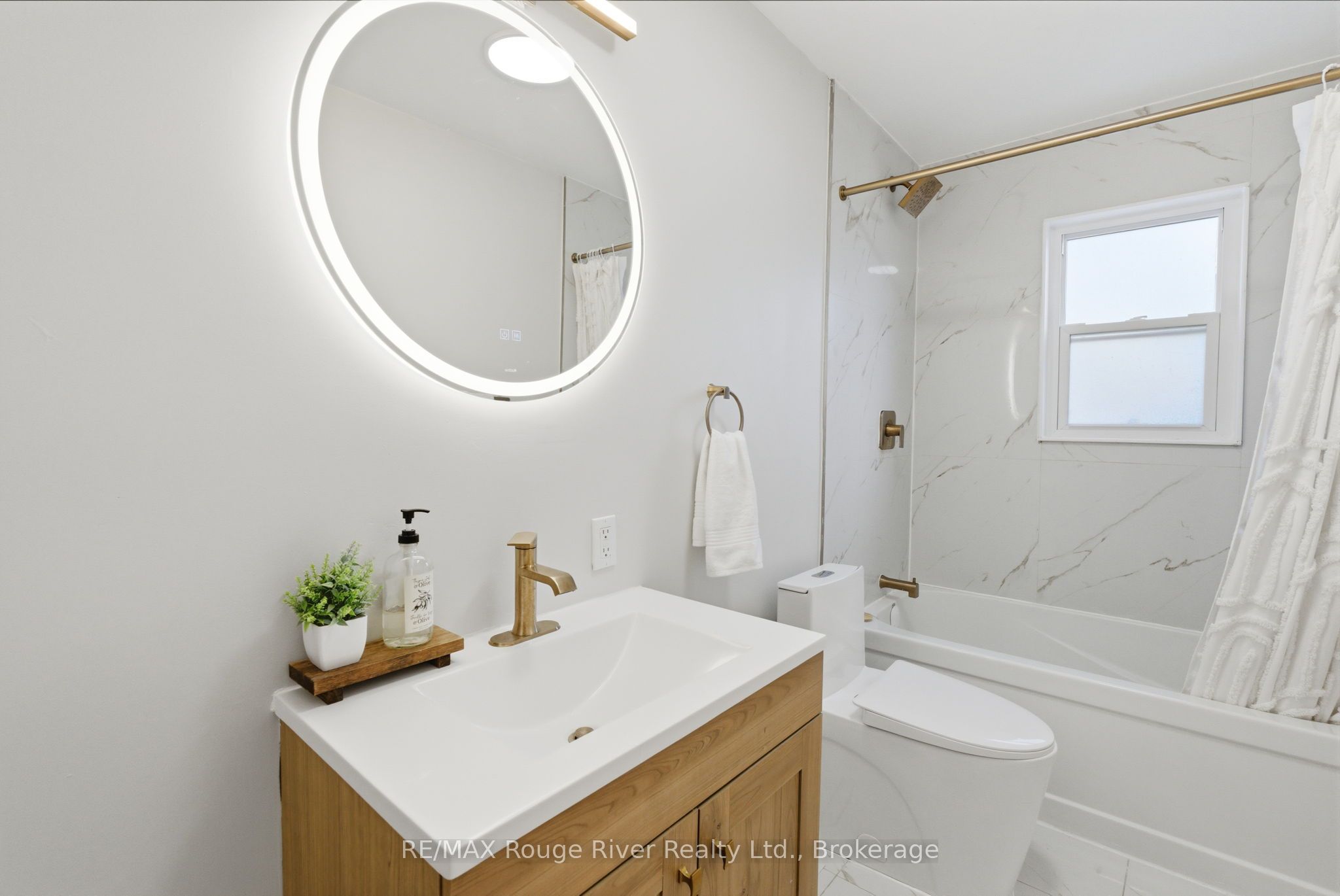 152 Wilson Road S Property Photo 16
