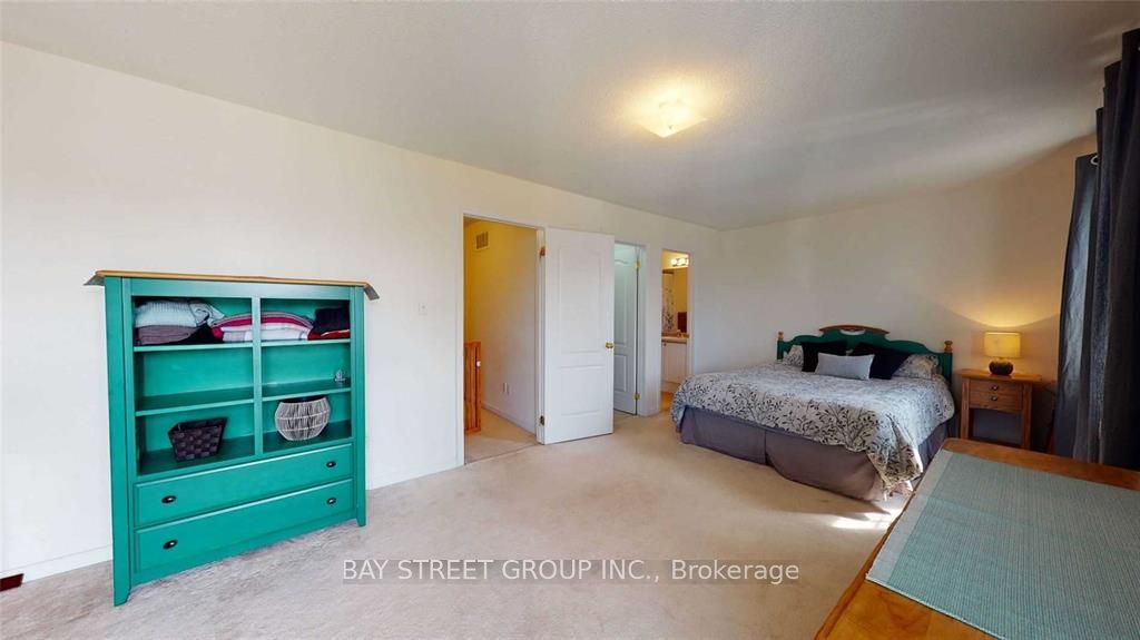 E13684638 Property Photo 13