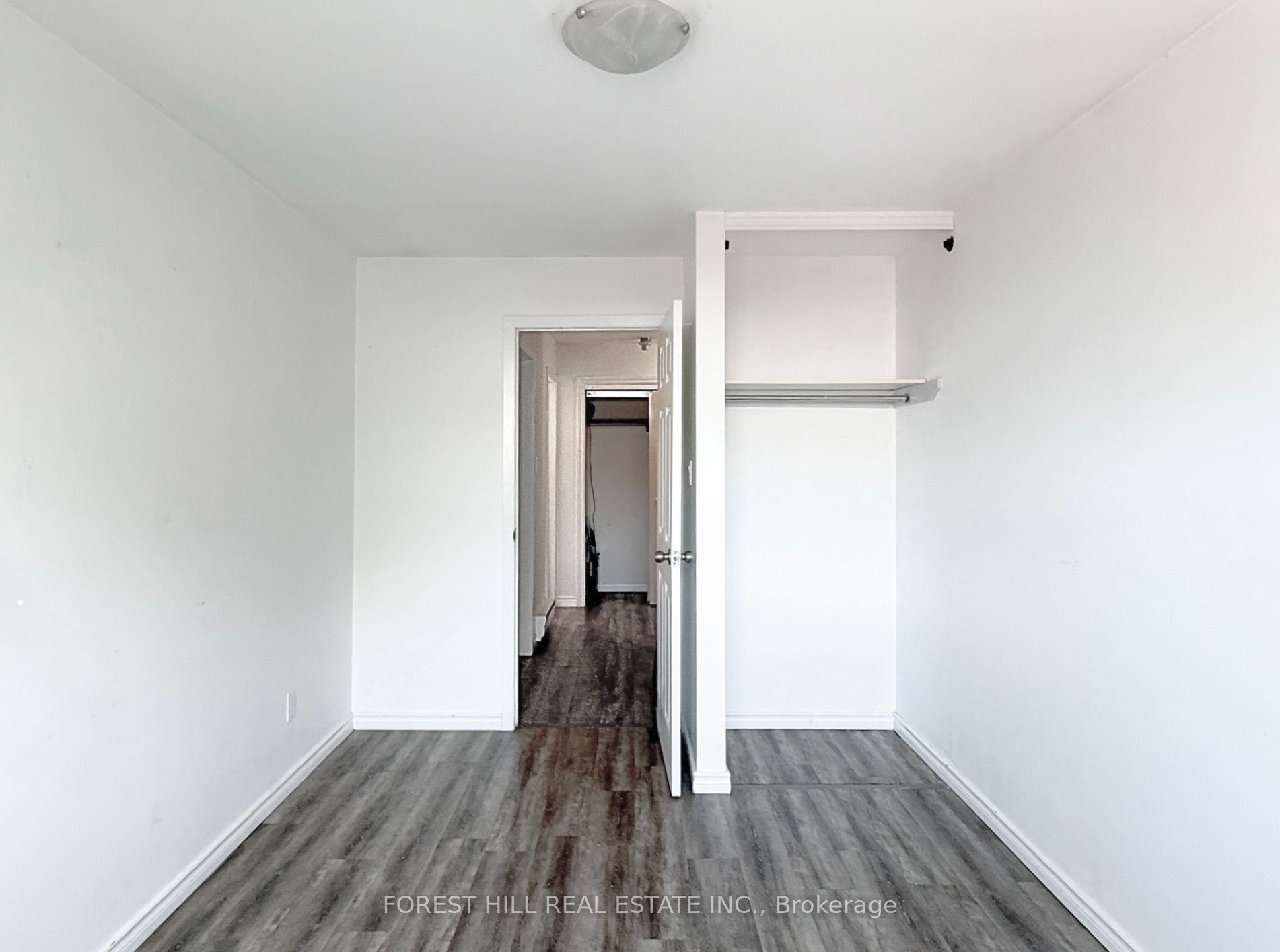 422 Danforth Avenue B Property Photo 7