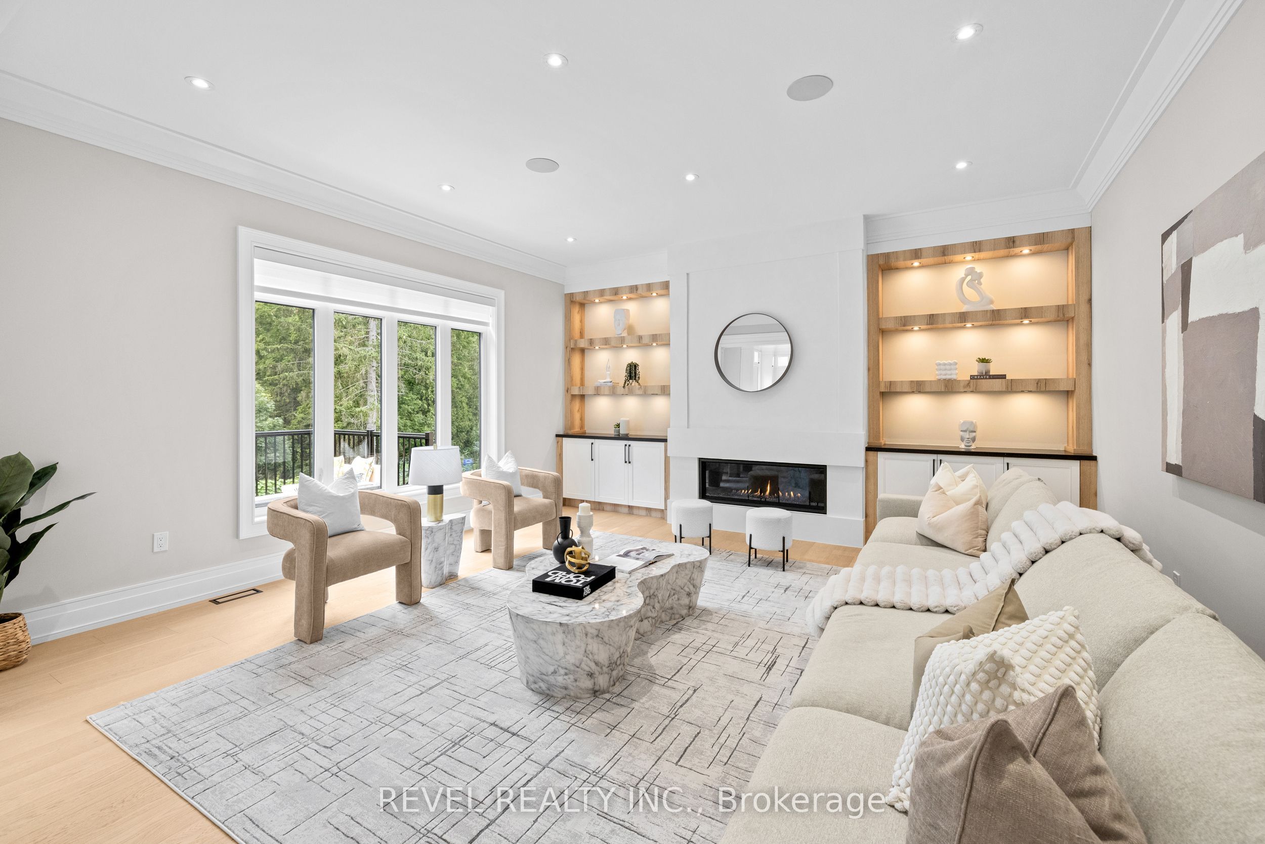 1472 Highbush Trail Property Photo 12
