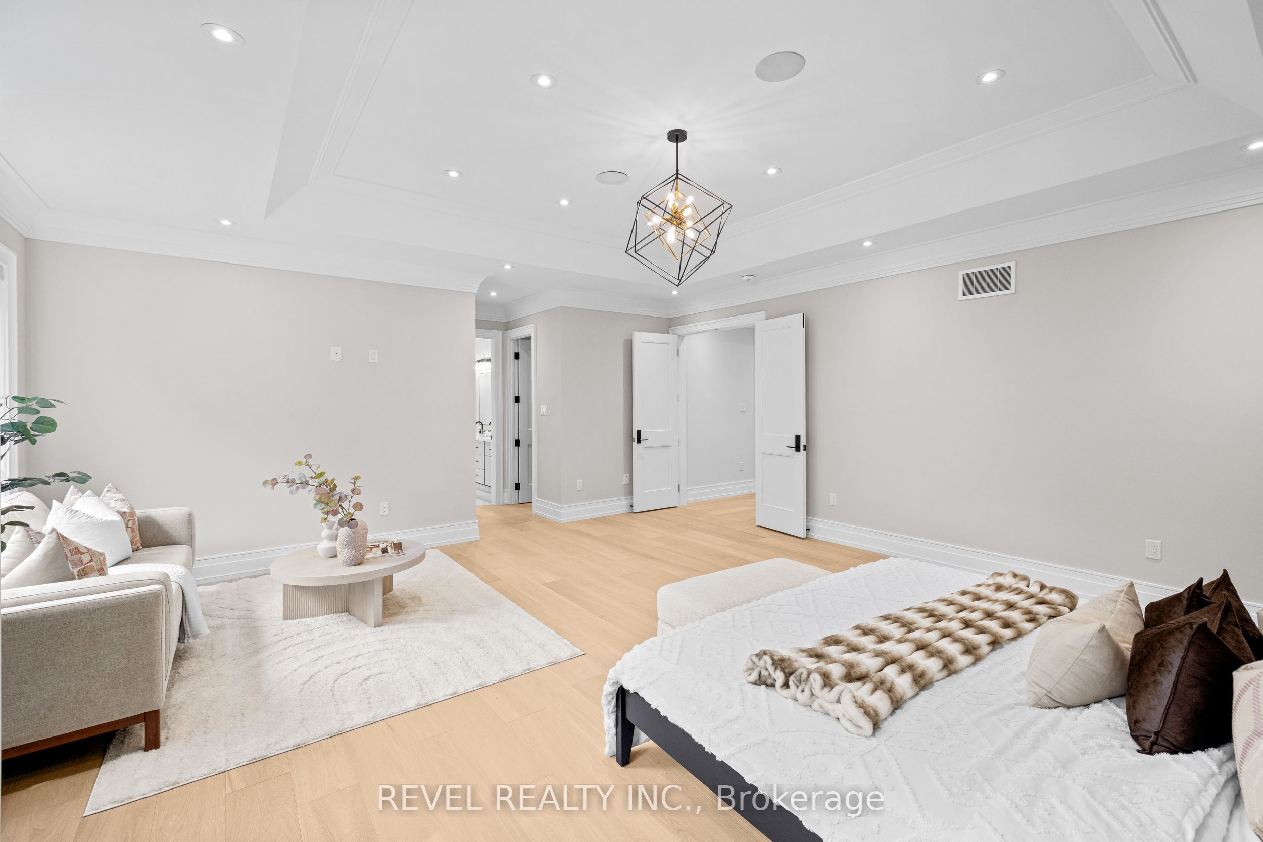 1472 Highbush Trail Property Photo 29