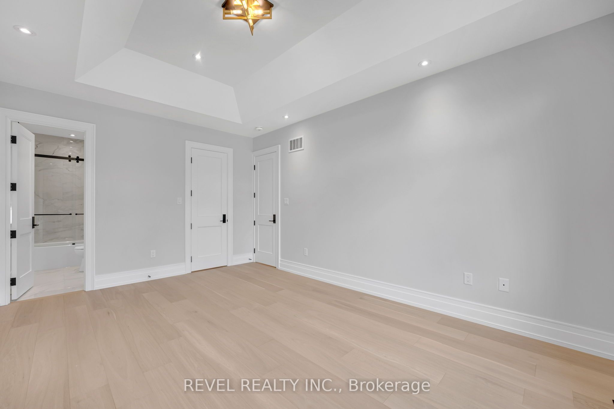 1472 Highbush Trail Property Photo 32