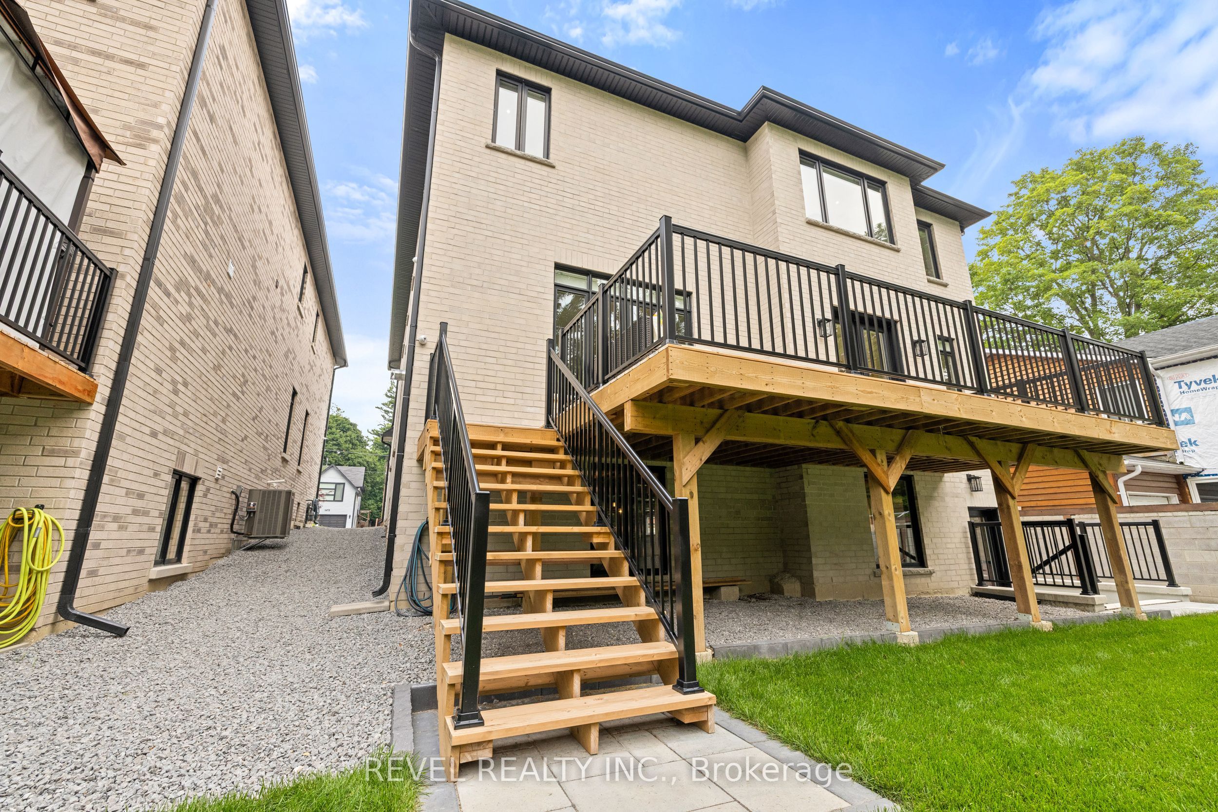 1472 Highbush Trail Property Photo 46