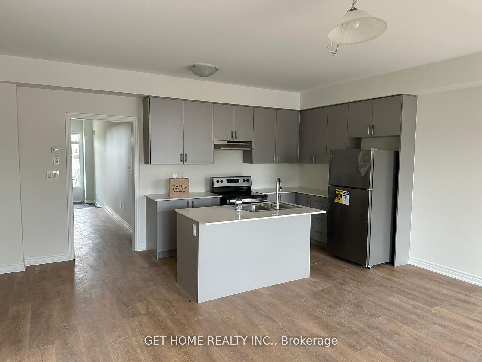 258 Okanagan Path Property Photo 5