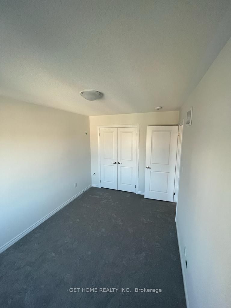 258 Okanagan Path Property Photo 10