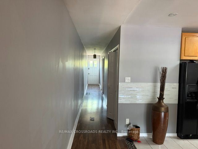 840 Danforth Road Upper Property Photo 15