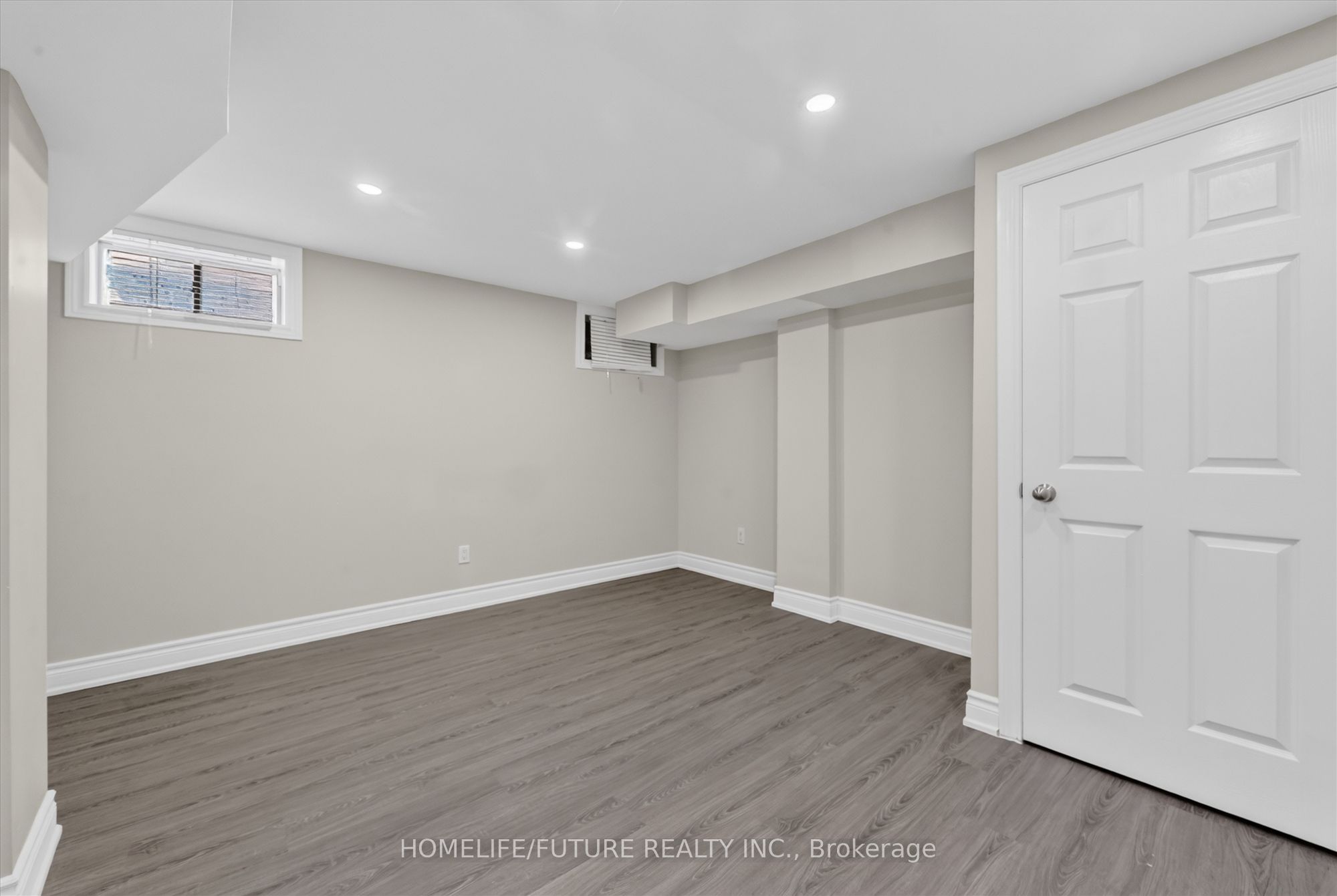 1580 Heathside Crescent Lower Property Photo 7