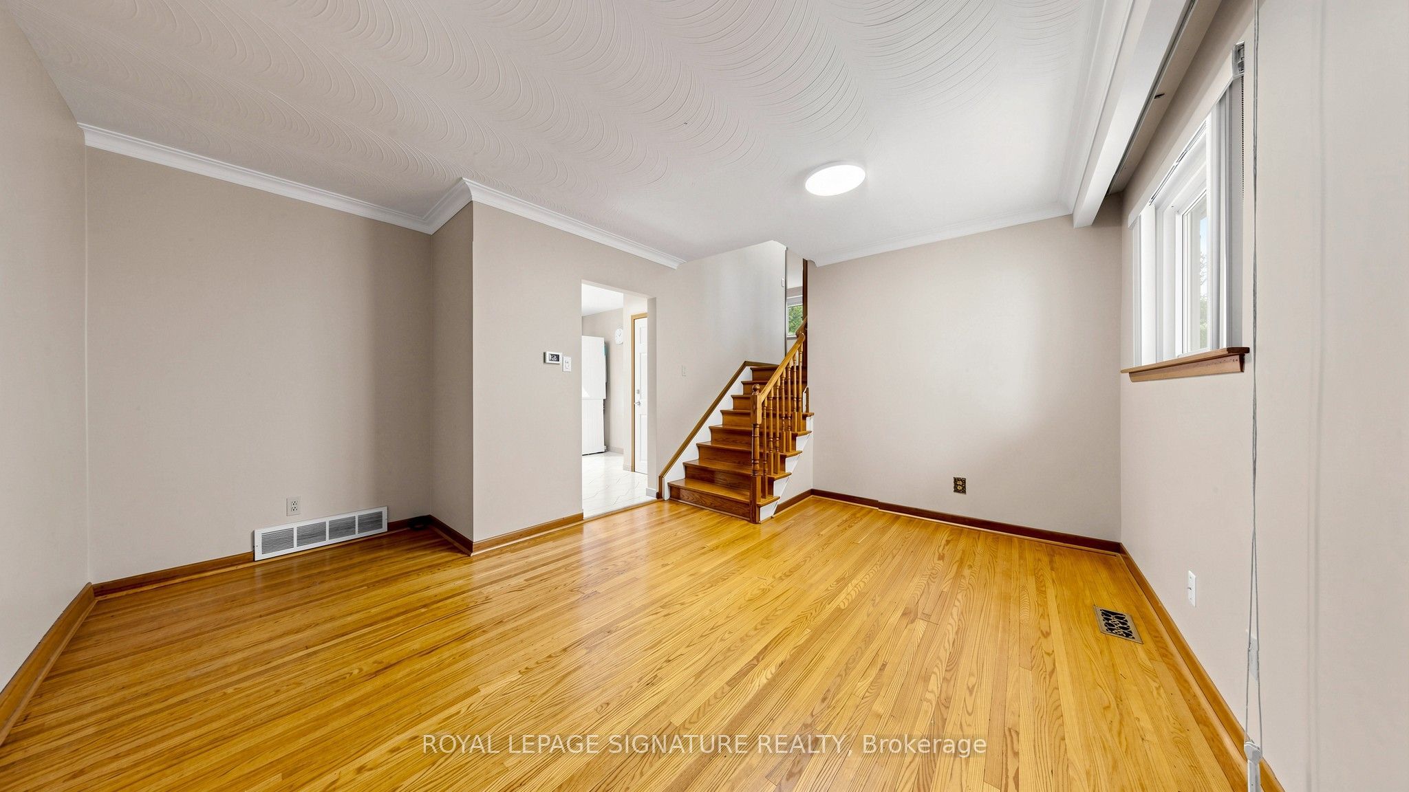 146 Maybourne Avenue Property Photo 10
