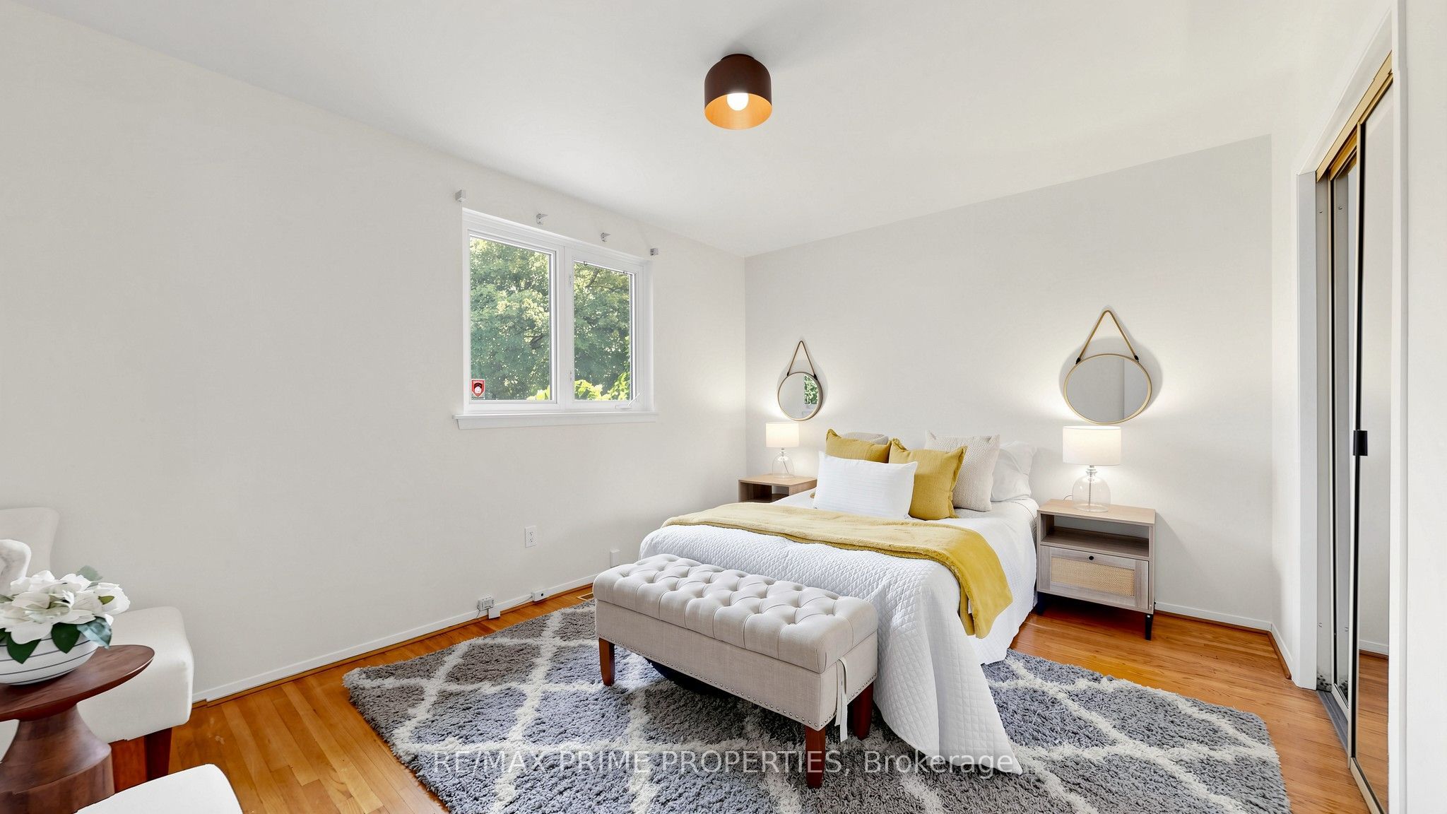3 Leeswood Crescent E Property Photo 23