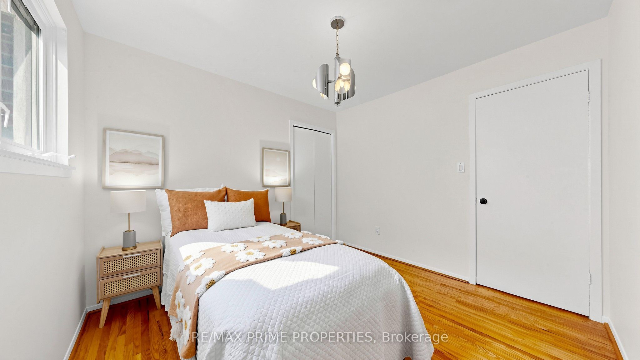 3 Leeswood Crescent E Property Photo 30