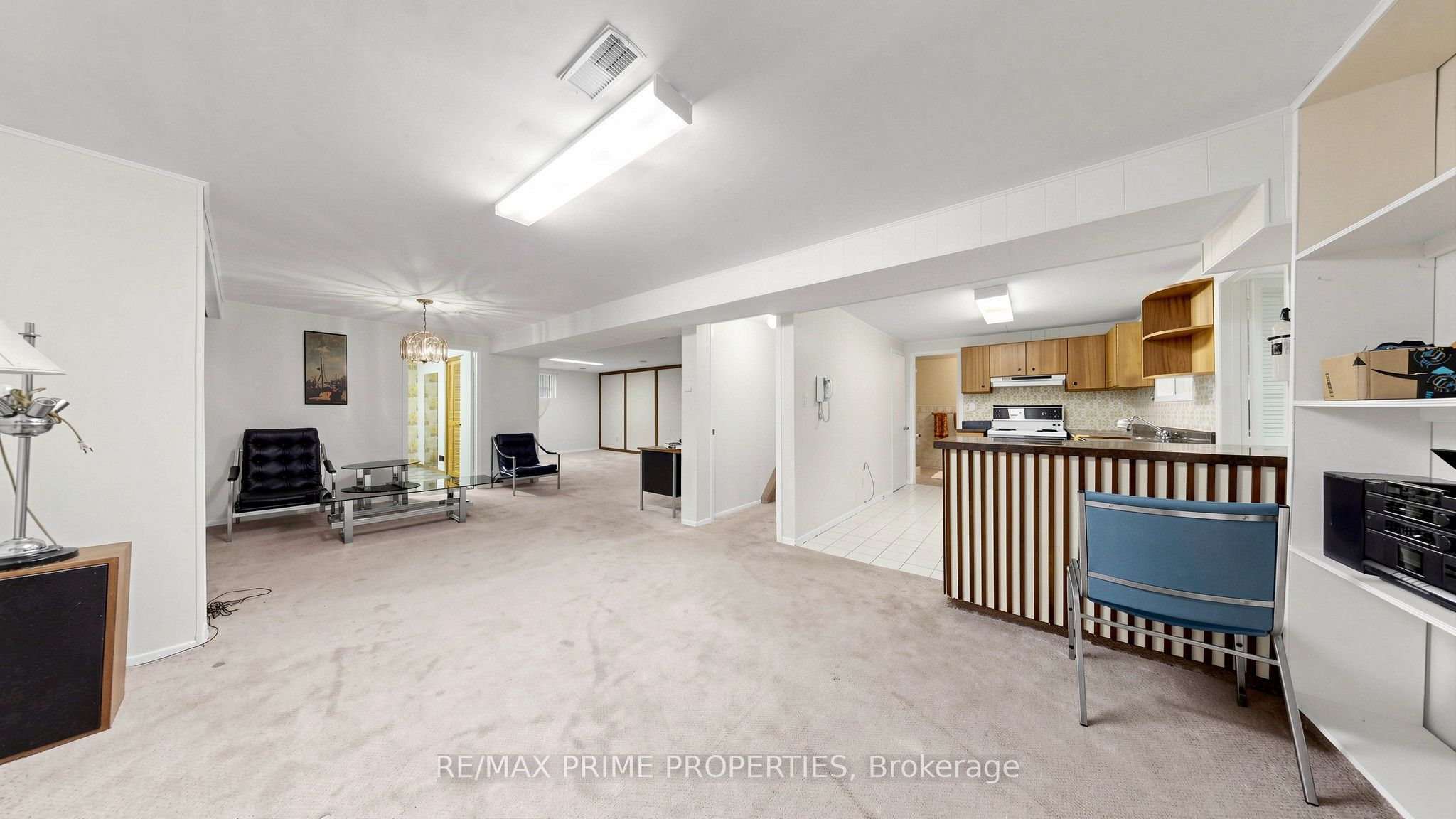 3 Leeswood Crescent E Property Photo 33
