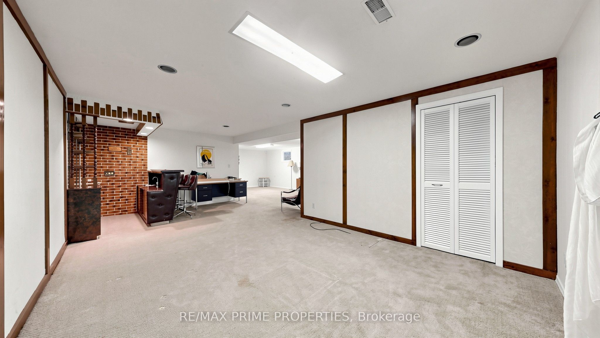 3 Leeswood Crescent E Property Photo 36