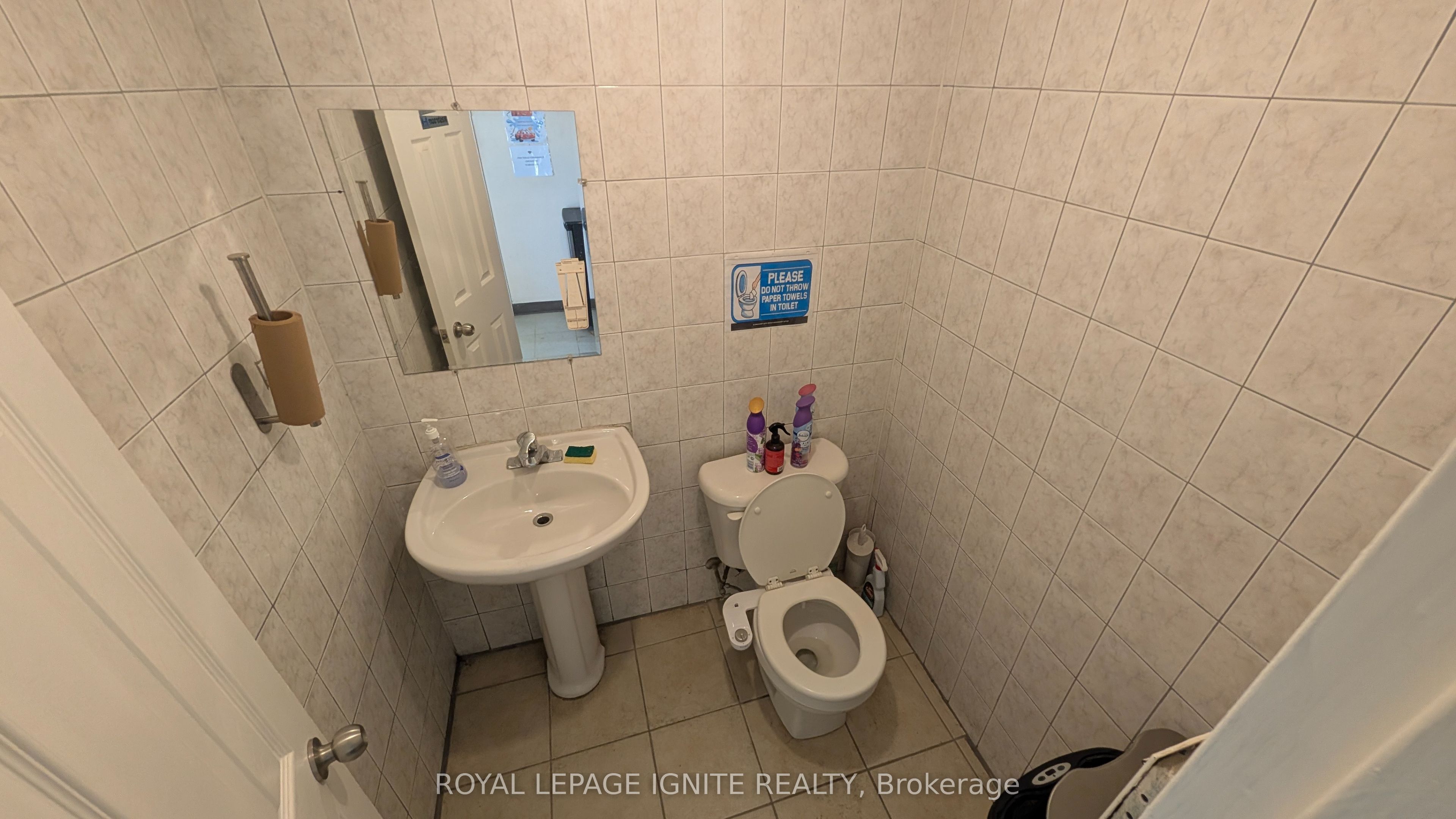 415 Mackenzie Avenue H Property Photo 6