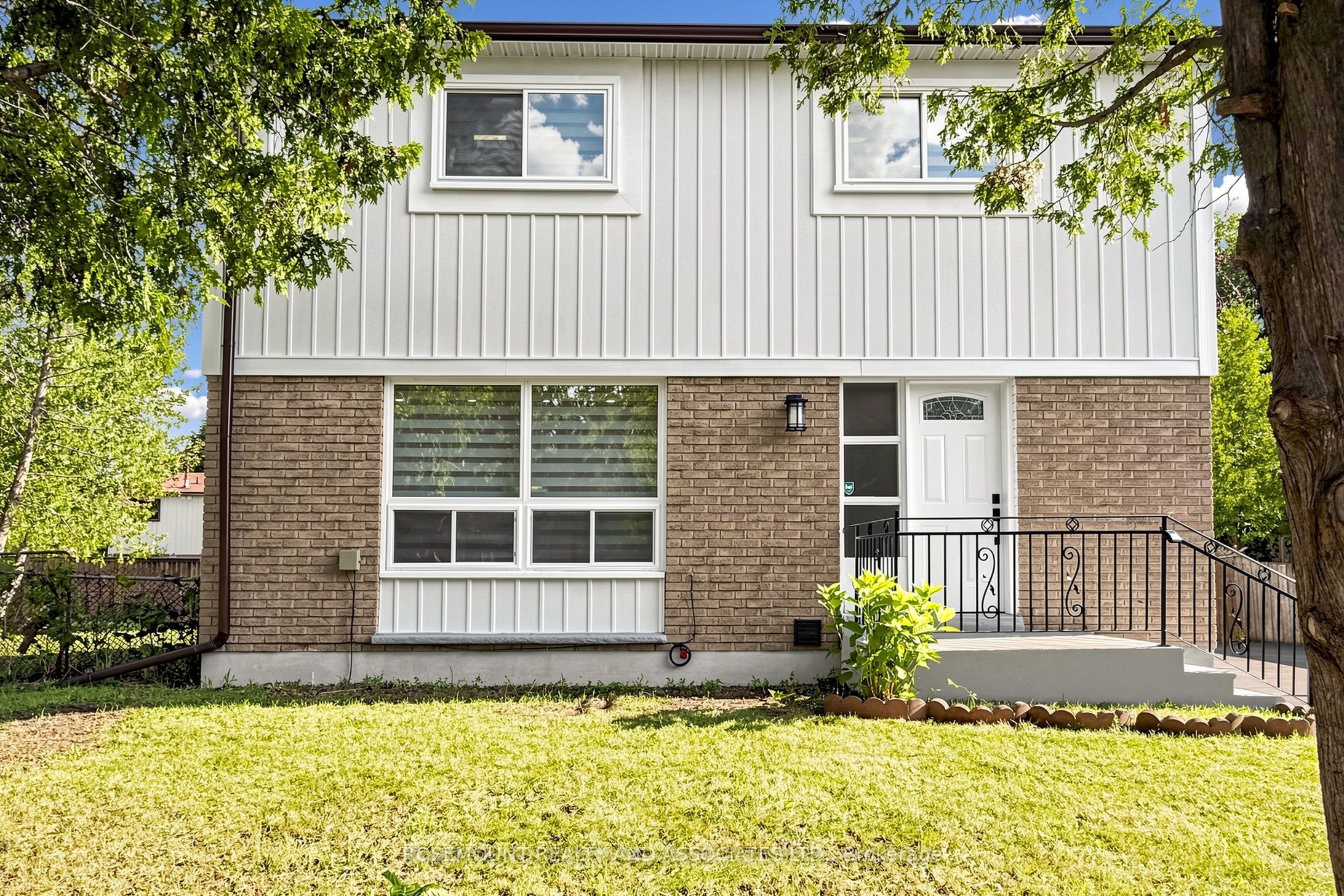 89 Winstanly Crescent Property Photo 2