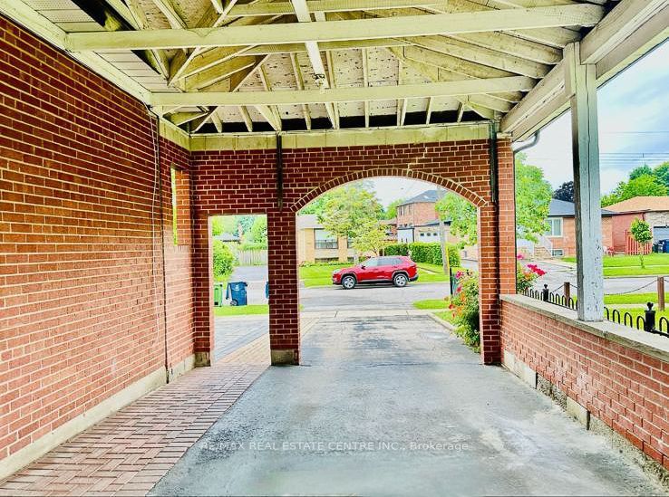 22 Beran Drive Property Photo 2