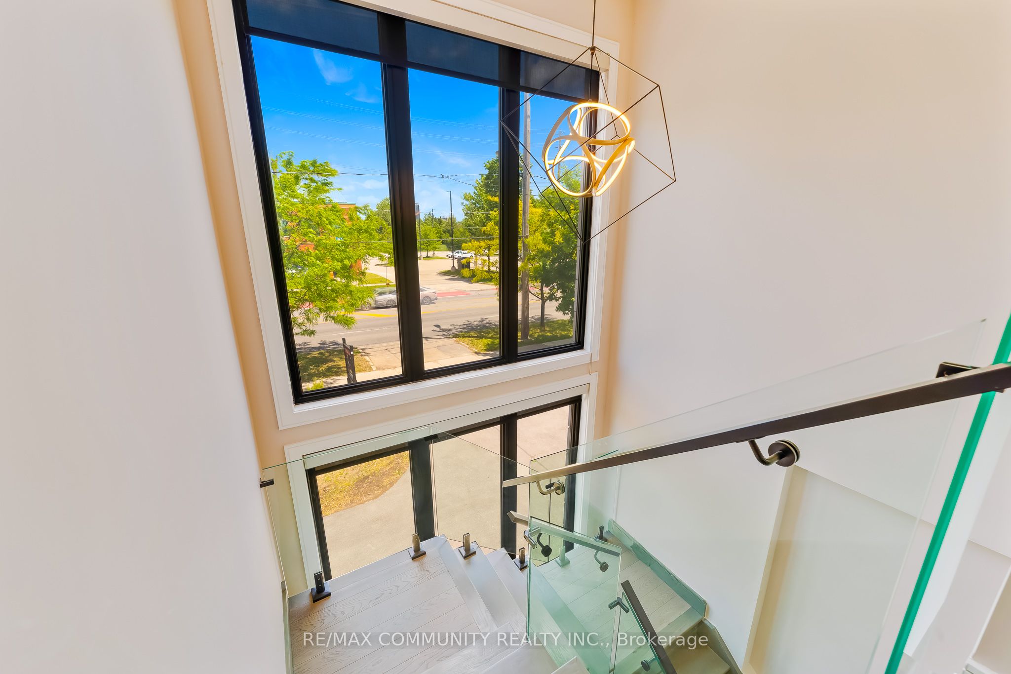 856 Kennedy Road Property Photo 17