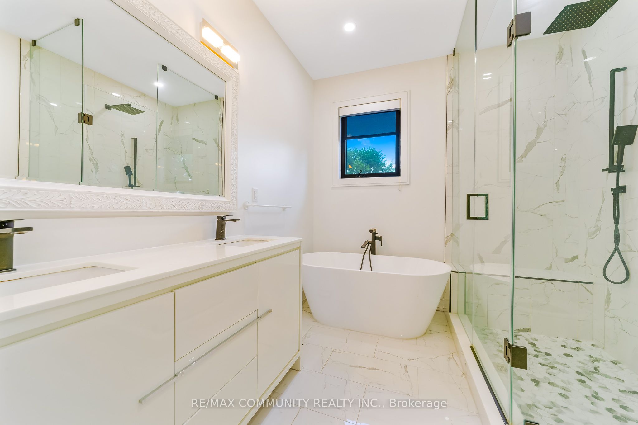 856 Kennedy Road Property Photo 22
