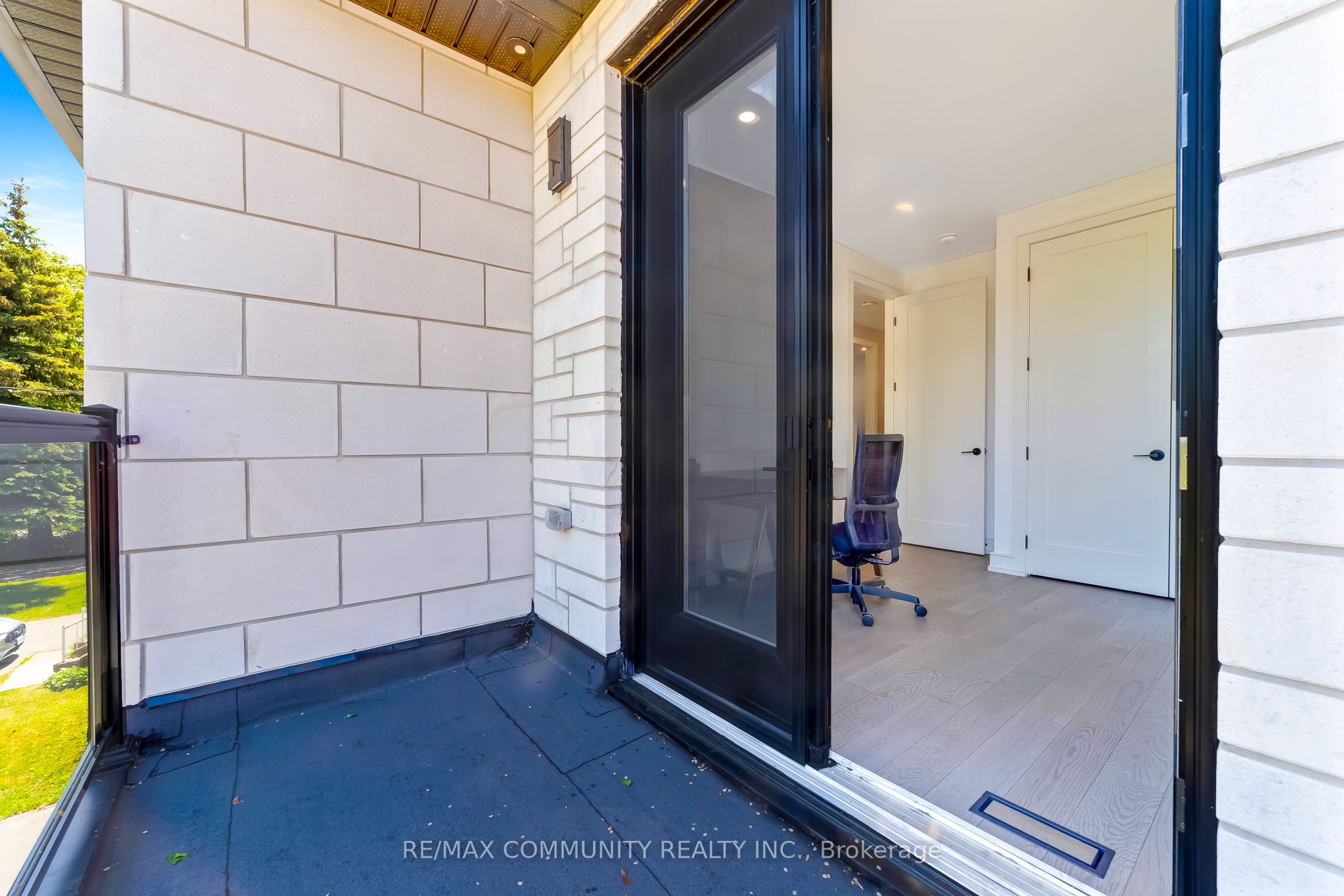 856 Kennedy Road Property Photo 29