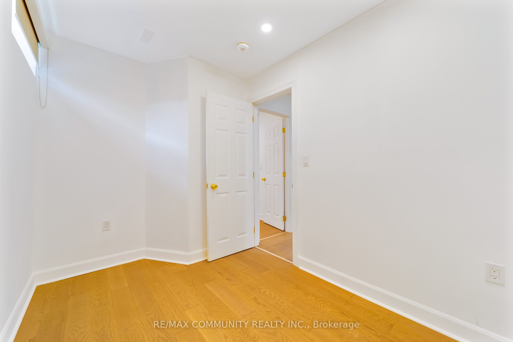 856 Kennedy Road Property Photo 41