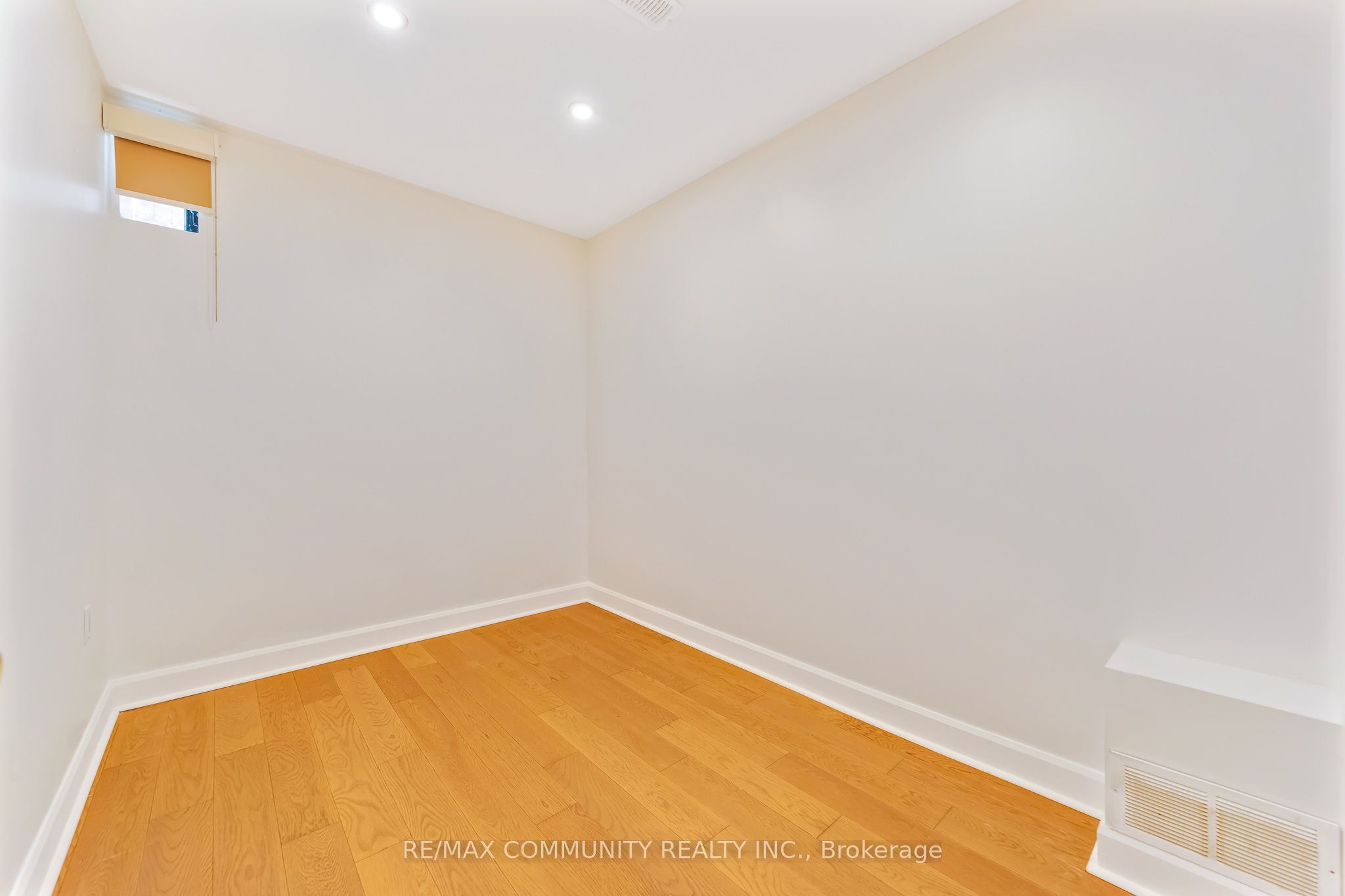 856 Kennedy Road Property Photo 42