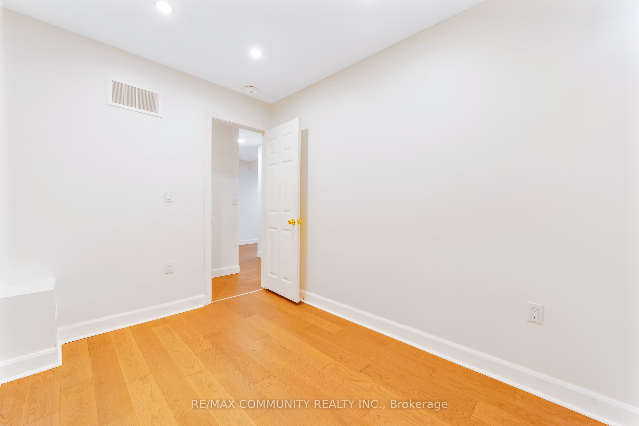 856 Kennedy Road Property Photo 43