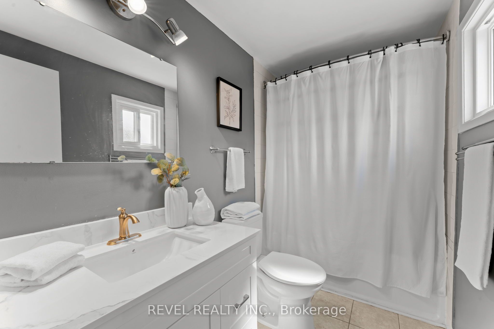 18 Longstaff Drive Property Photo 17