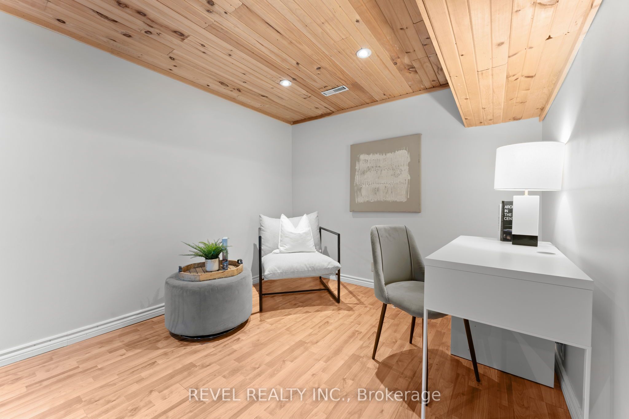 18 Longstaff Drive Property Photo 20