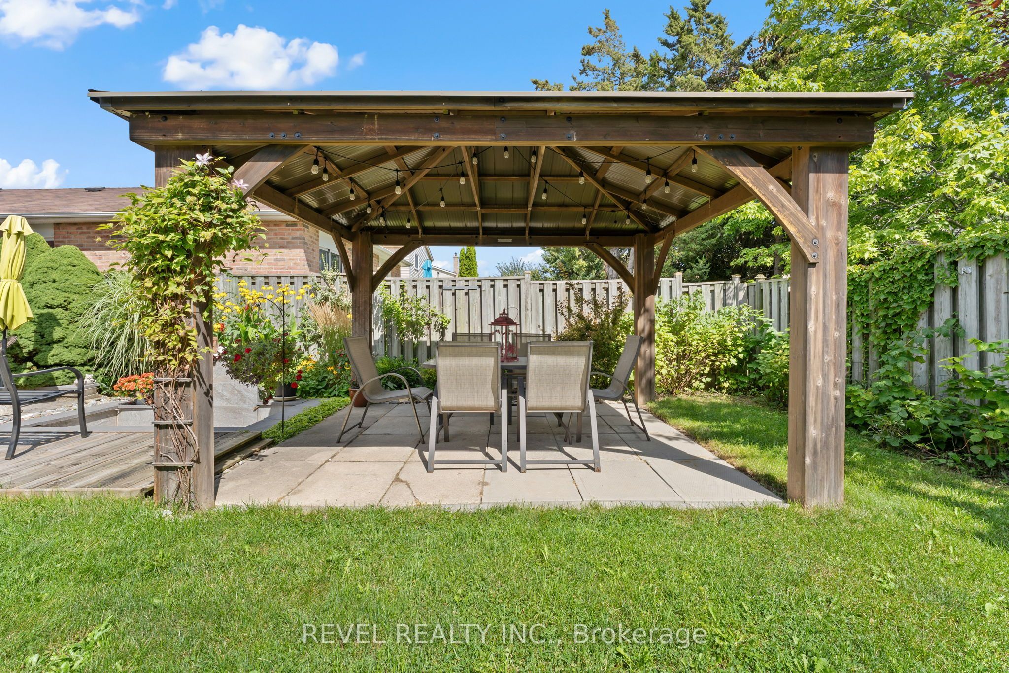 18 Longstaff Drive Property Photo 23