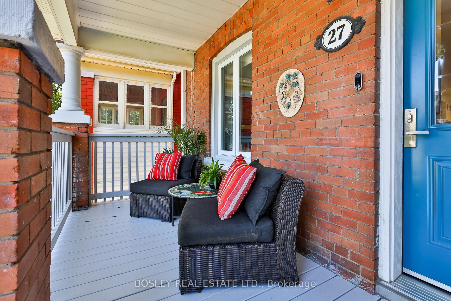 27 Mountnoel Avenue