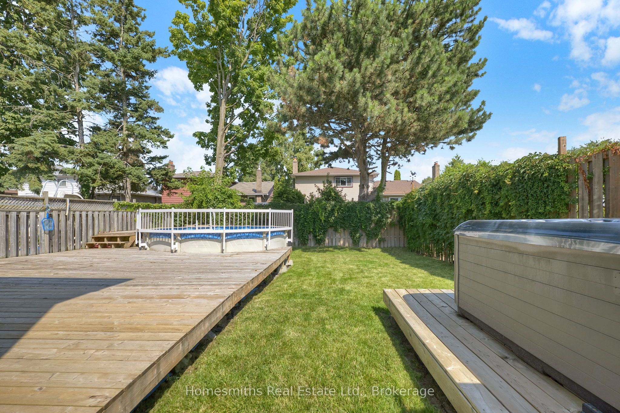 44 Loscombe Drive Property Photo 42
