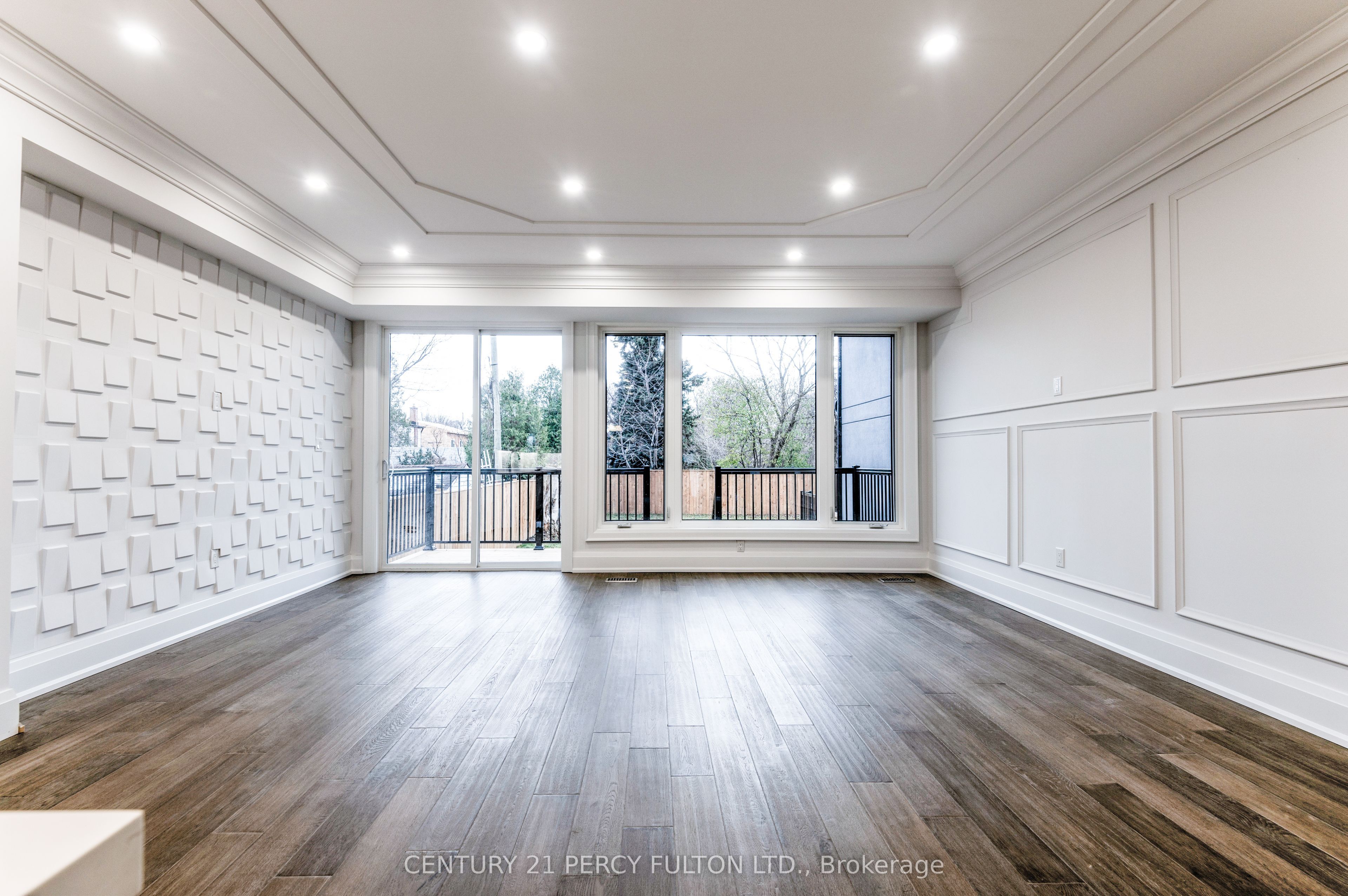 195 Danforth Road Property Photo 11