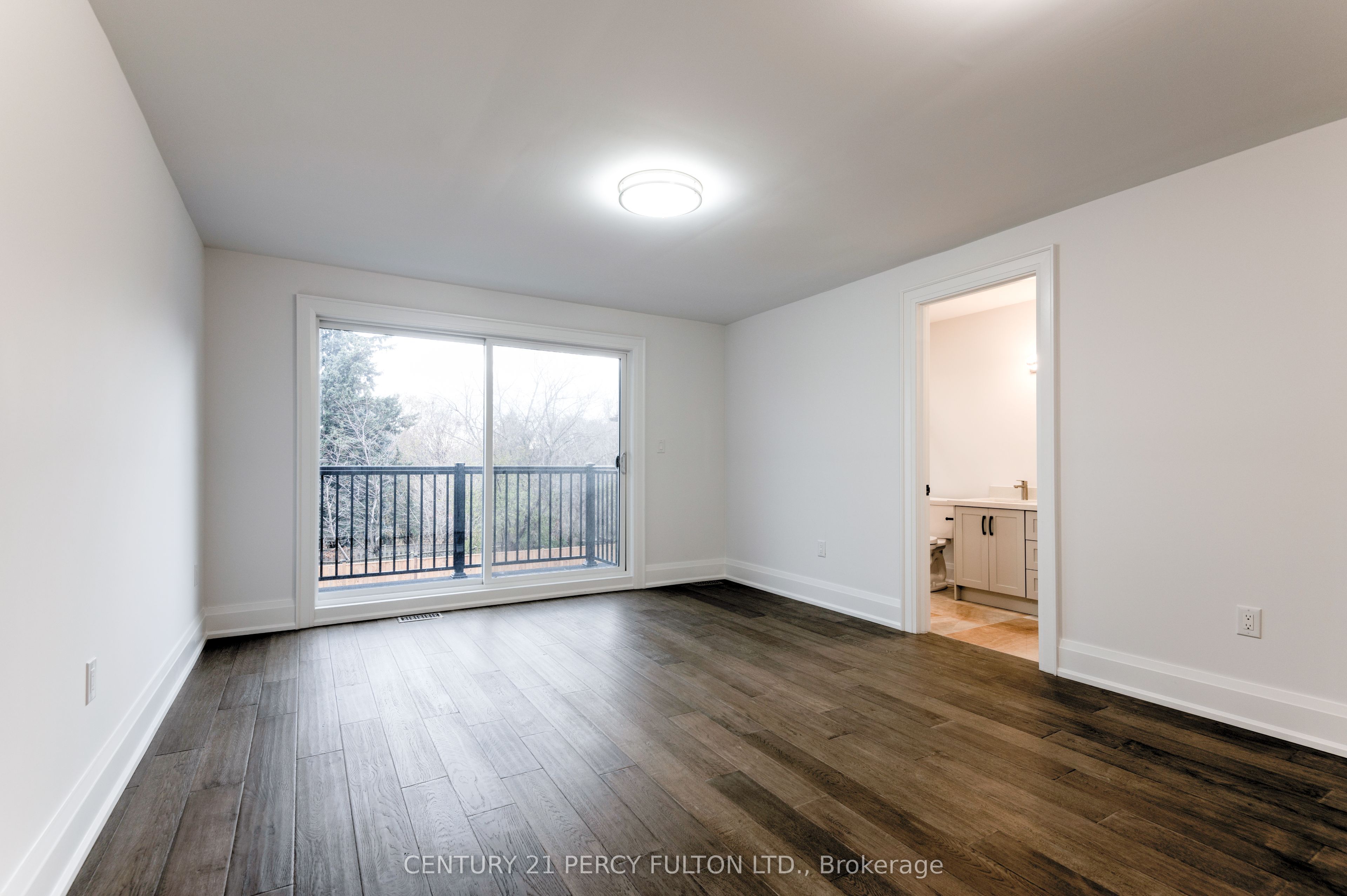 195 Danforth Road Property Photo 14
