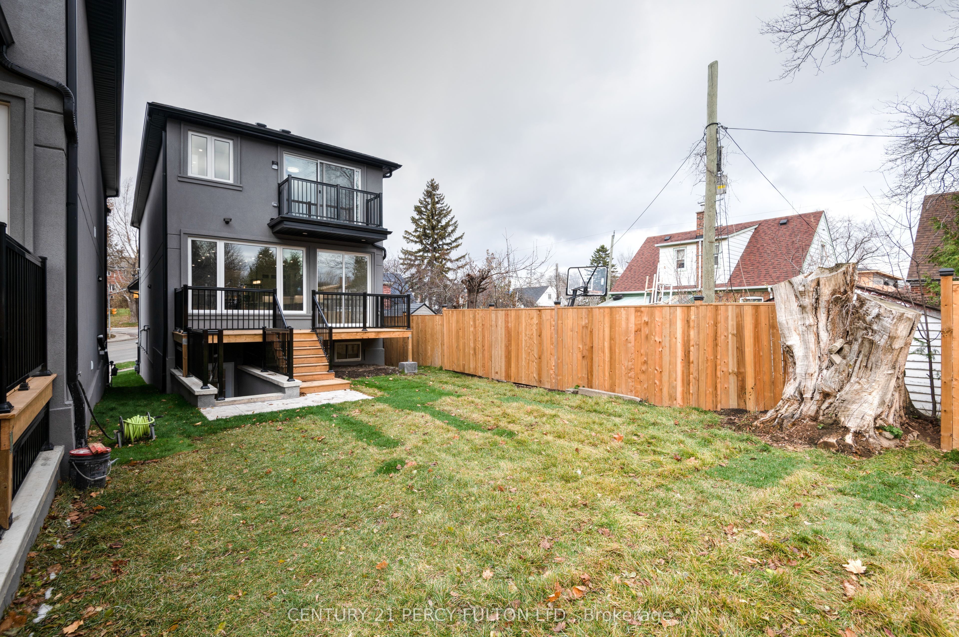 195 Danforth Road Property Photo 27