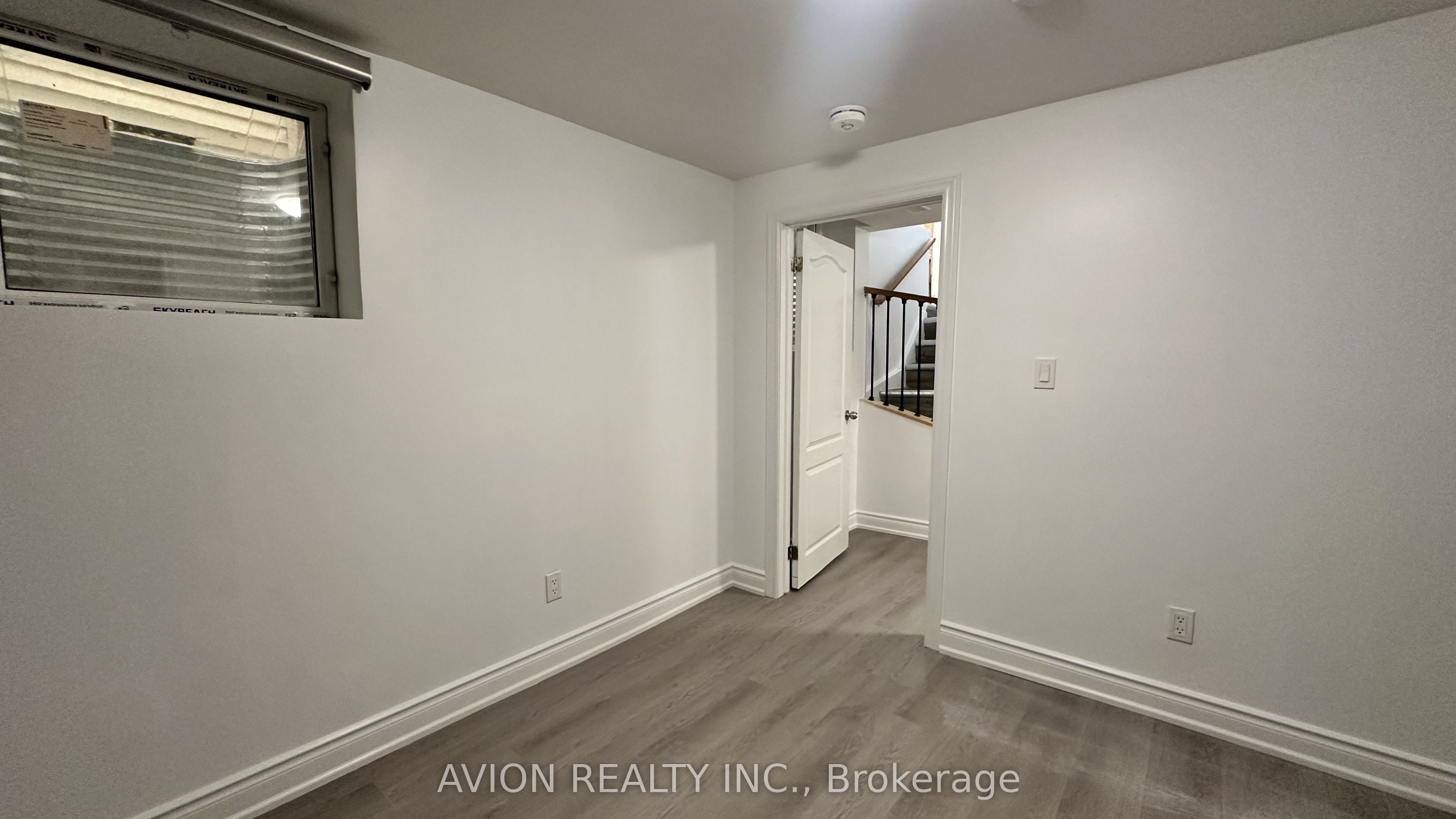 70 Barnes Drive Bsmt Property Photo 6