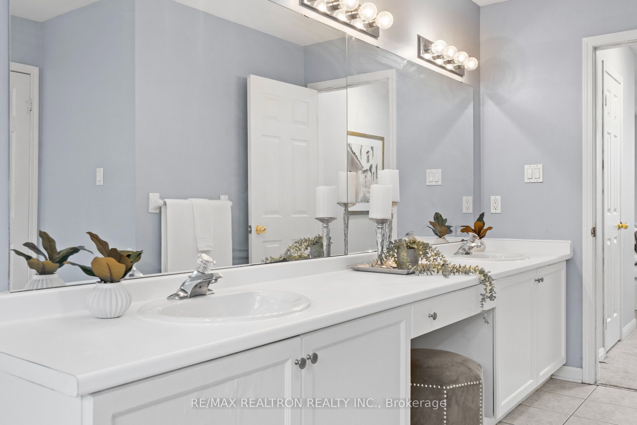 7 Torr Lane Property Photo 19