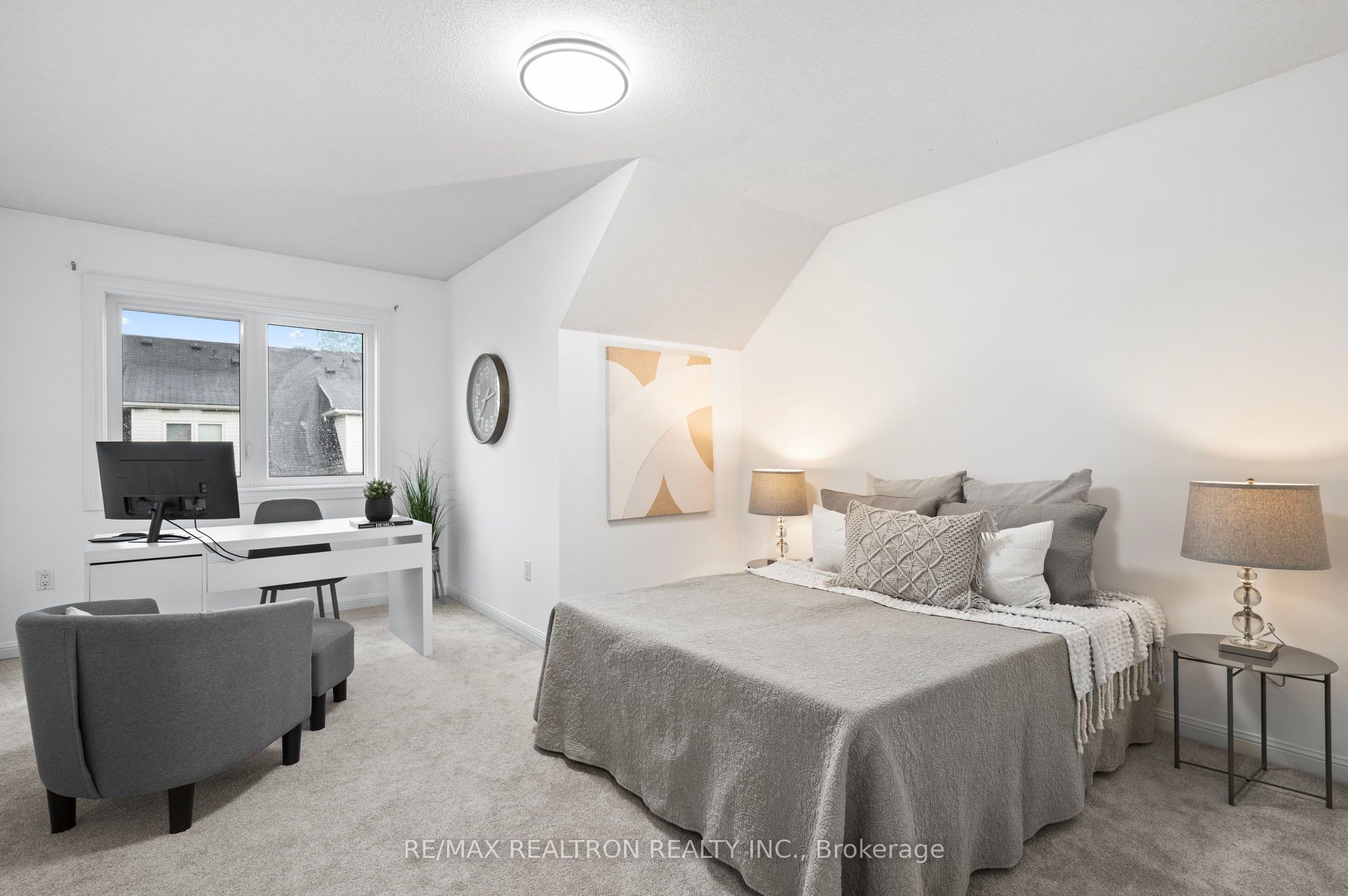7 Torr Lane Property Photo 22