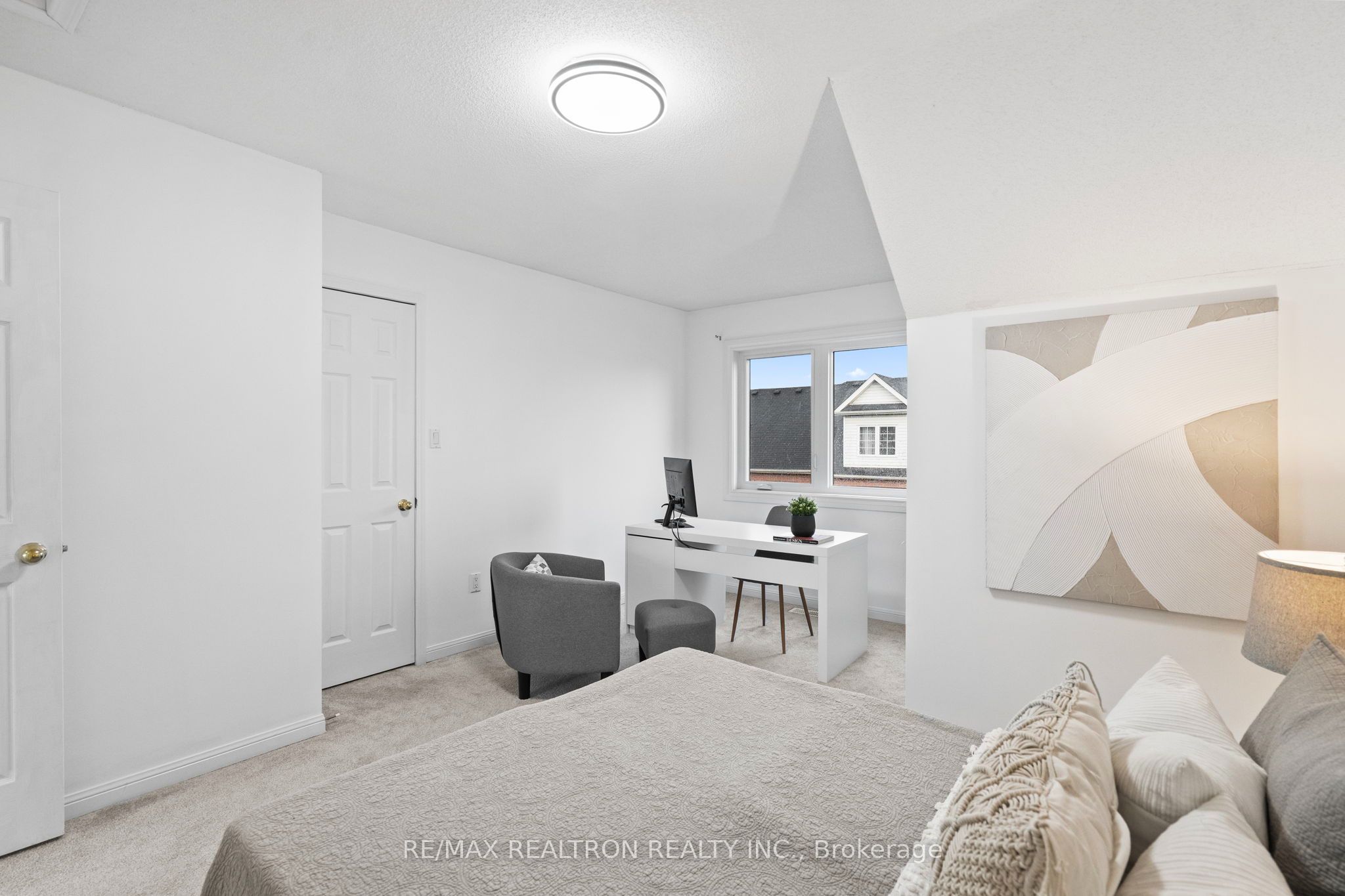 7 Torr Lane Property Photo 23