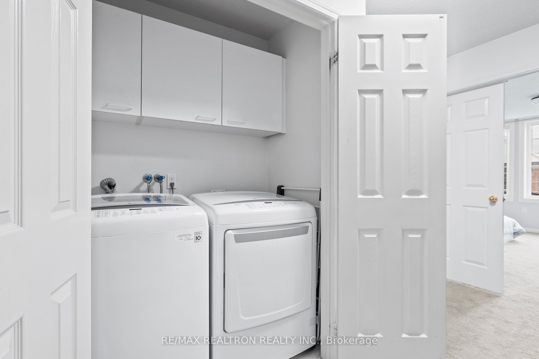 7 Torr Lane Property Photo 26