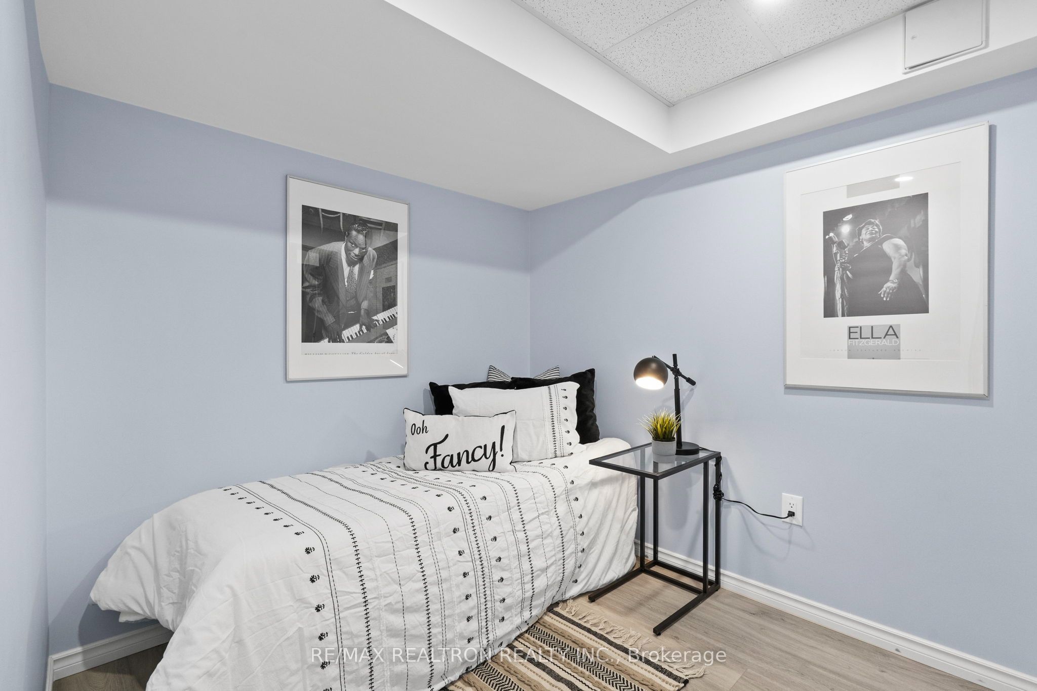 7 Torr Lane Property Photo 33