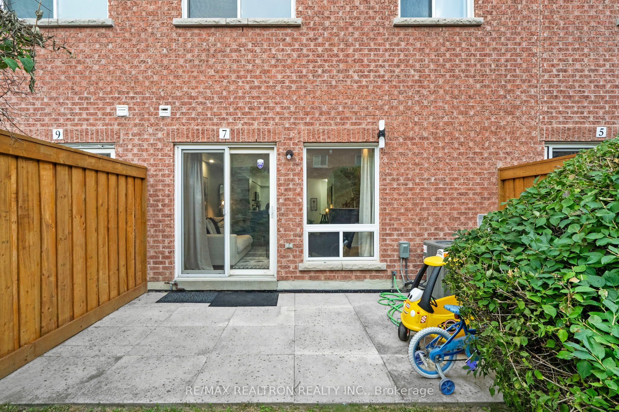 7 Torr Lane Property Photo 36