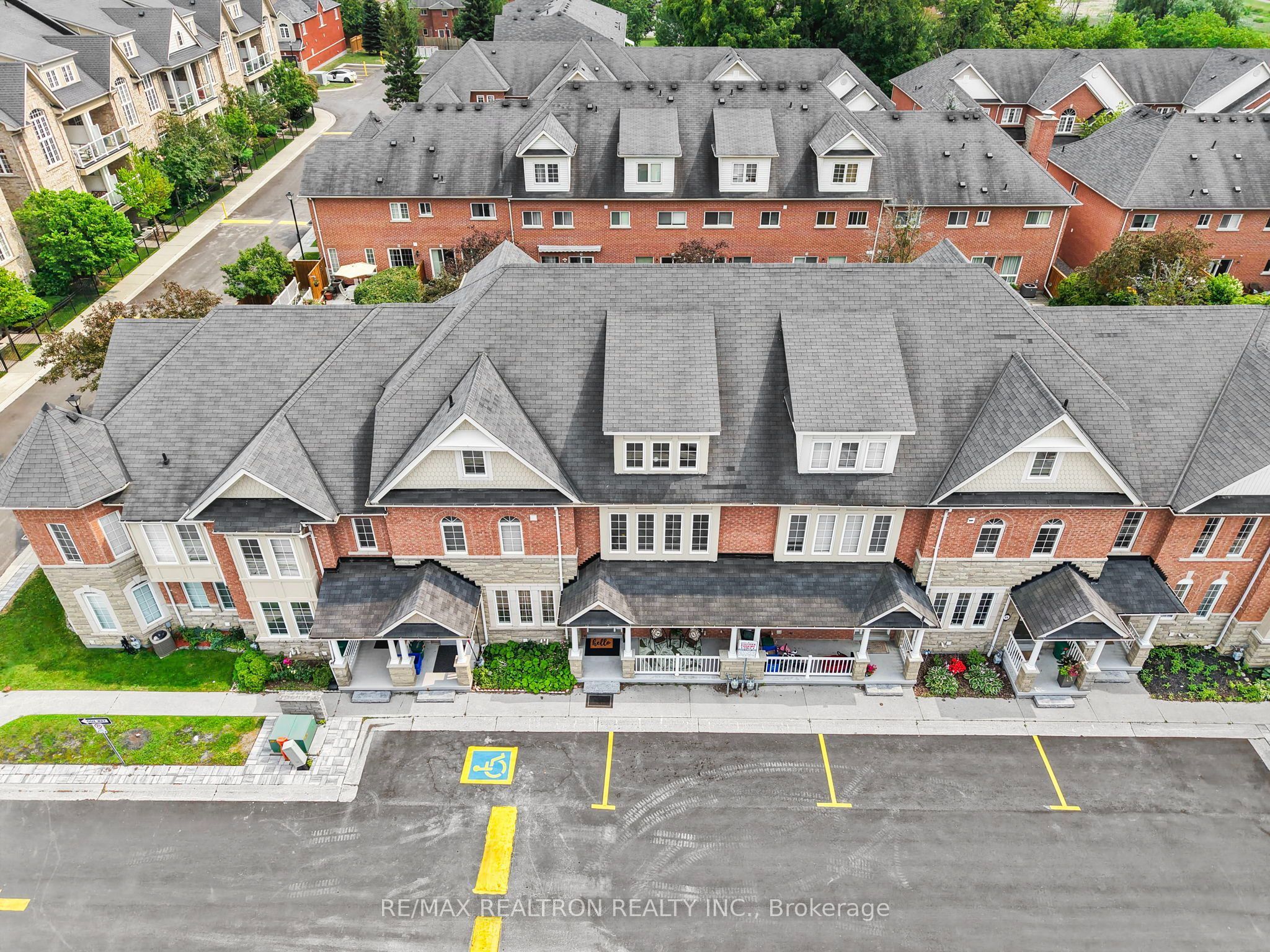 7 Torr Lane Property Photo 40