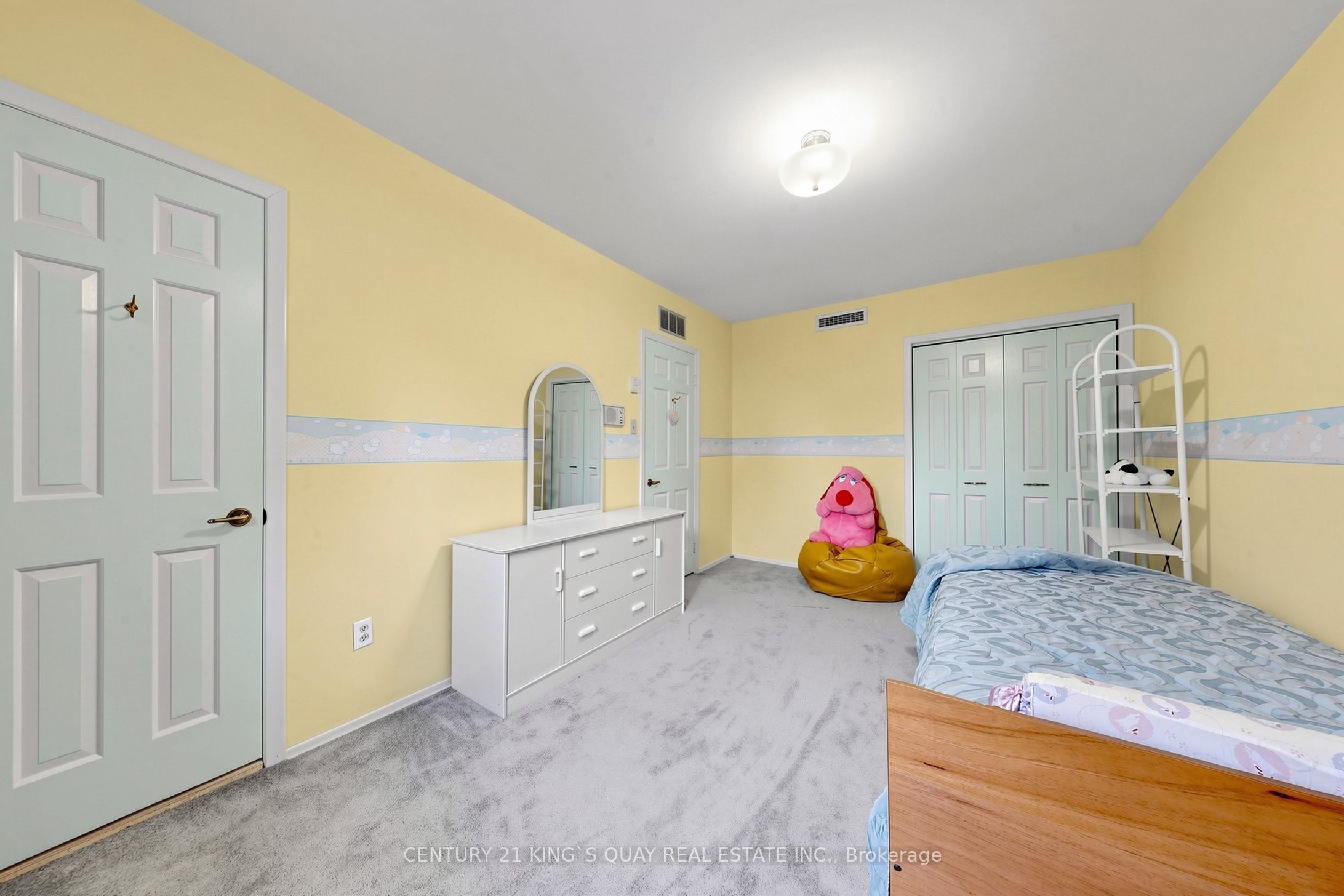 35 Coxwell Avenue Property Photo 28