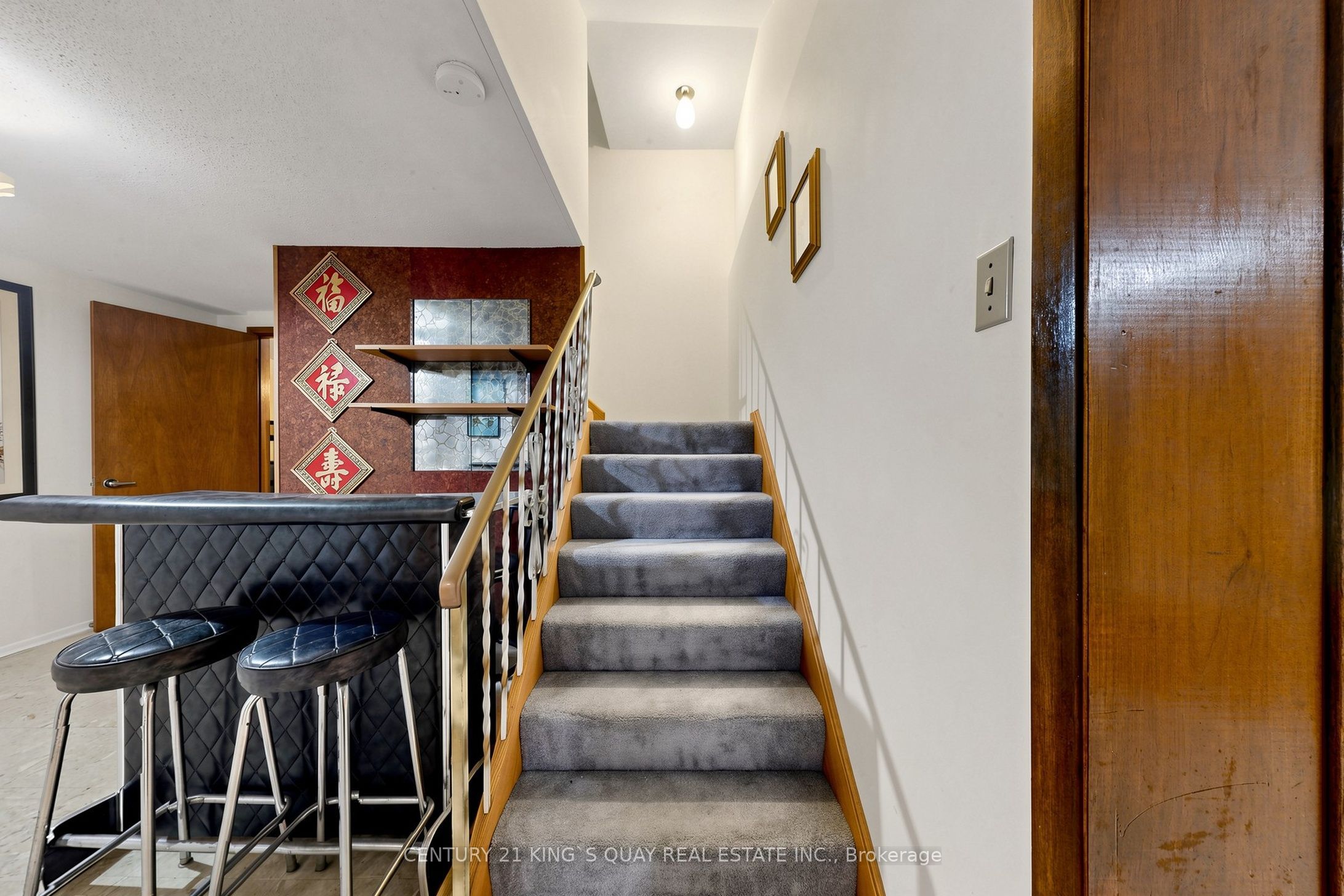 35 Coxwell Avenue Property Photo 33