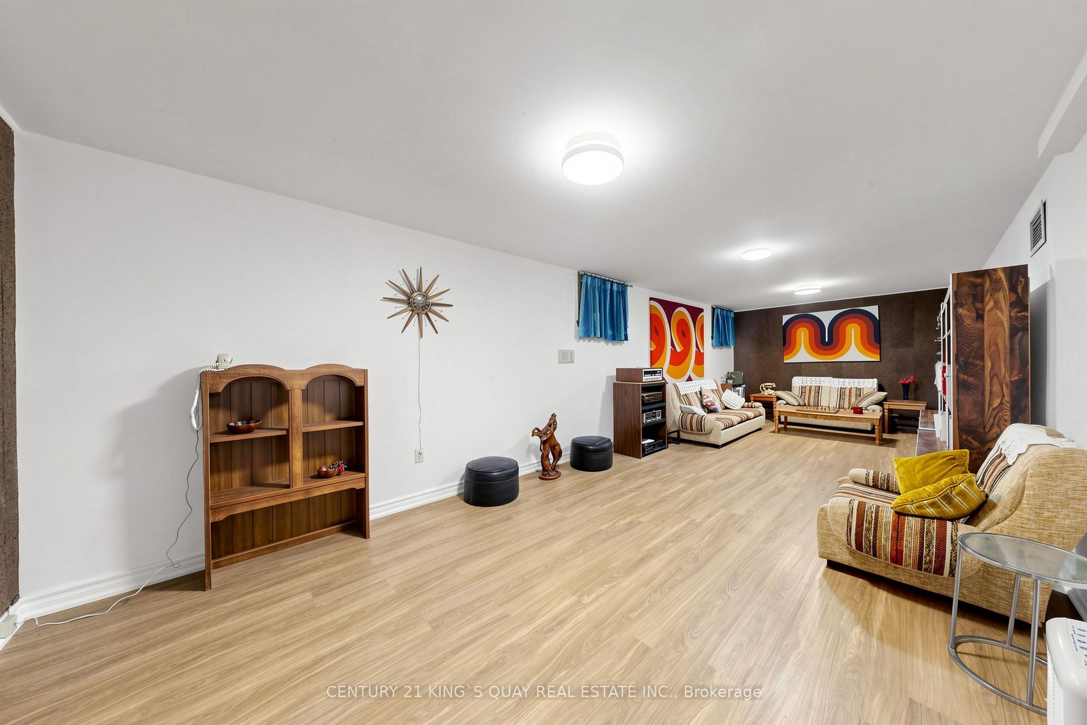 35 Coxwell Avenue Property Photo 35