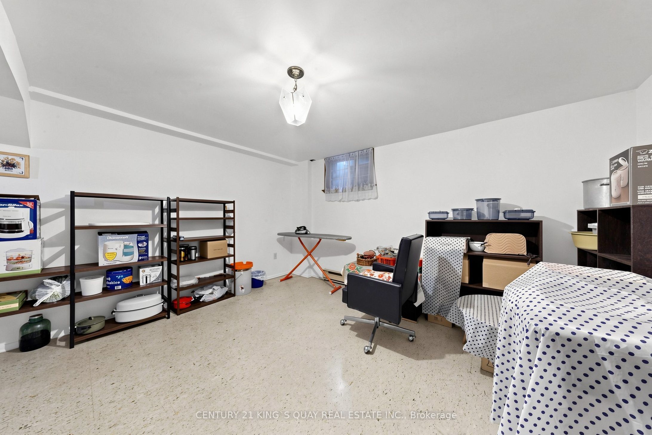 35 Coxwell Avenue Property Photo 41