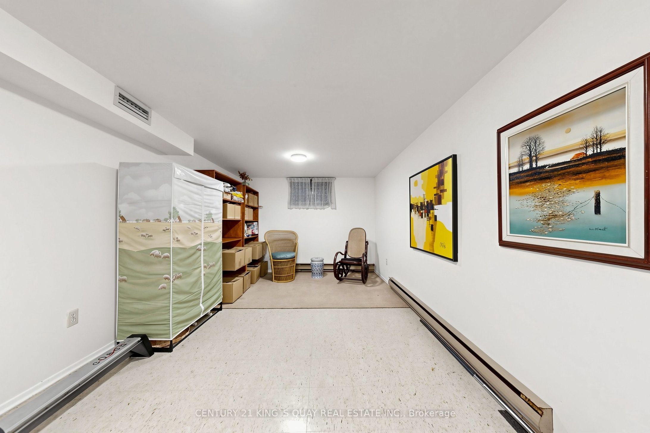 35 Coxwell Avenue Property Photo 45