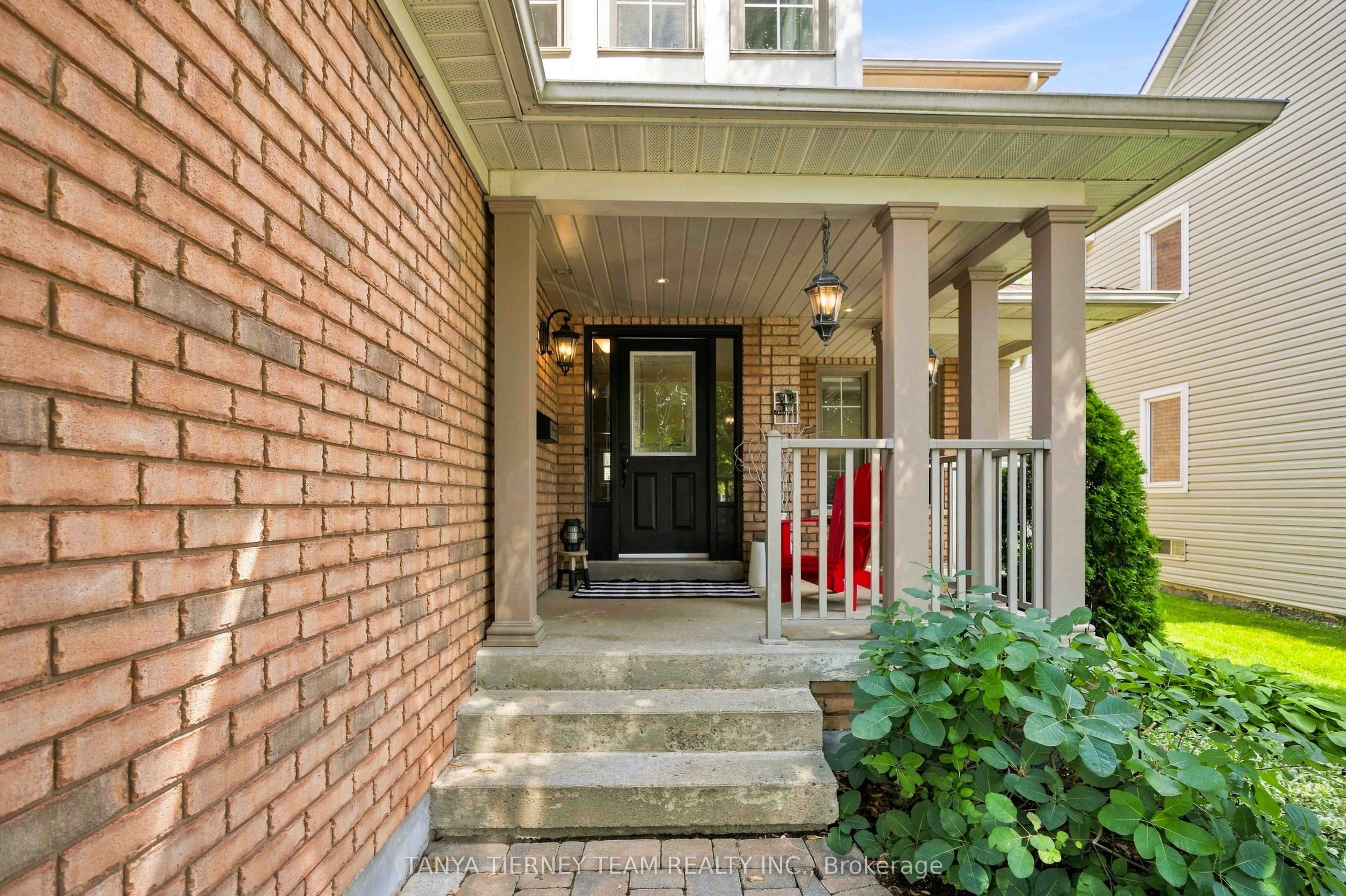 16 Waring Avenue Property Photo 4