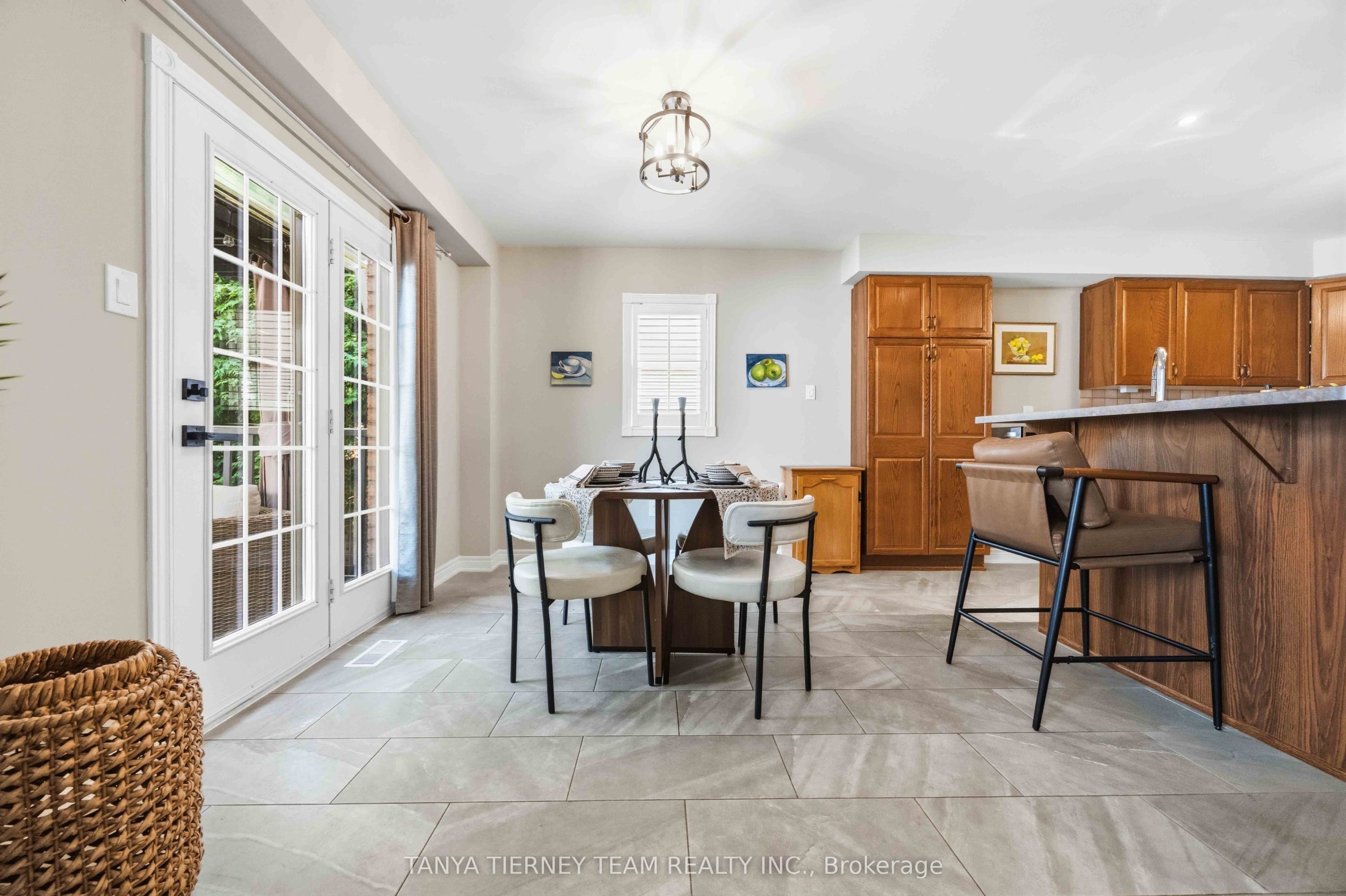 16 Waring Avenue Property Photo 18