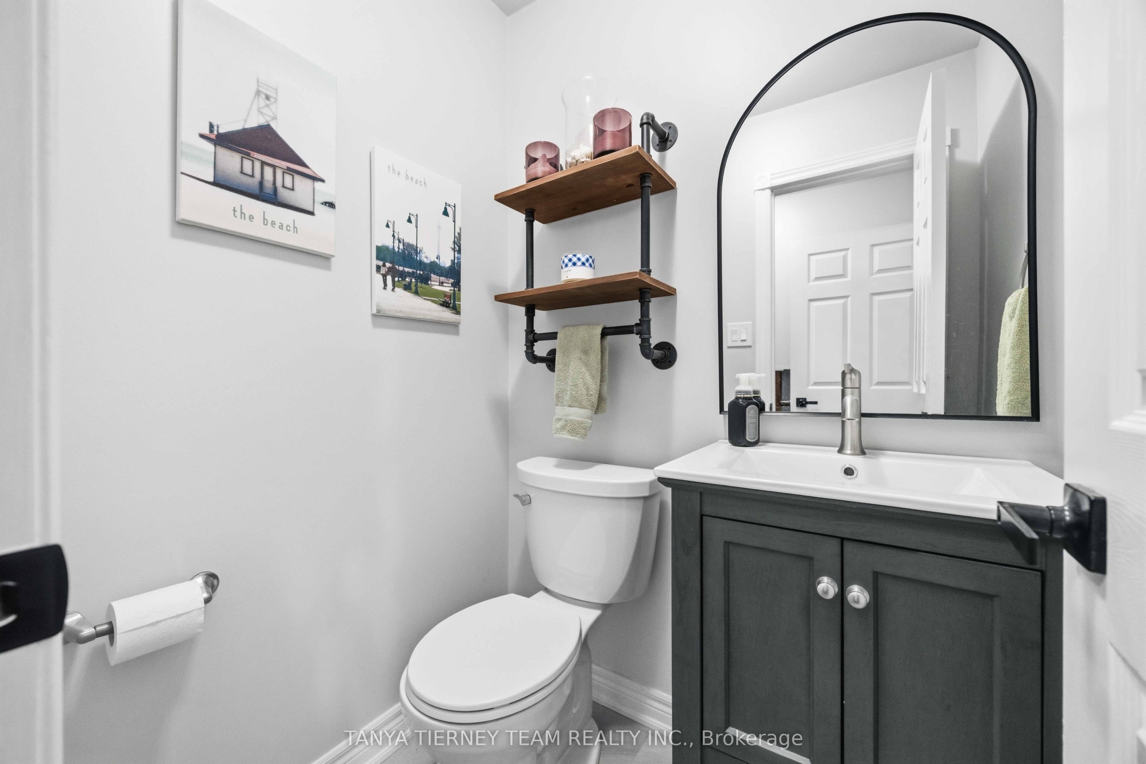 16 Waring Avenue Property Photo 23