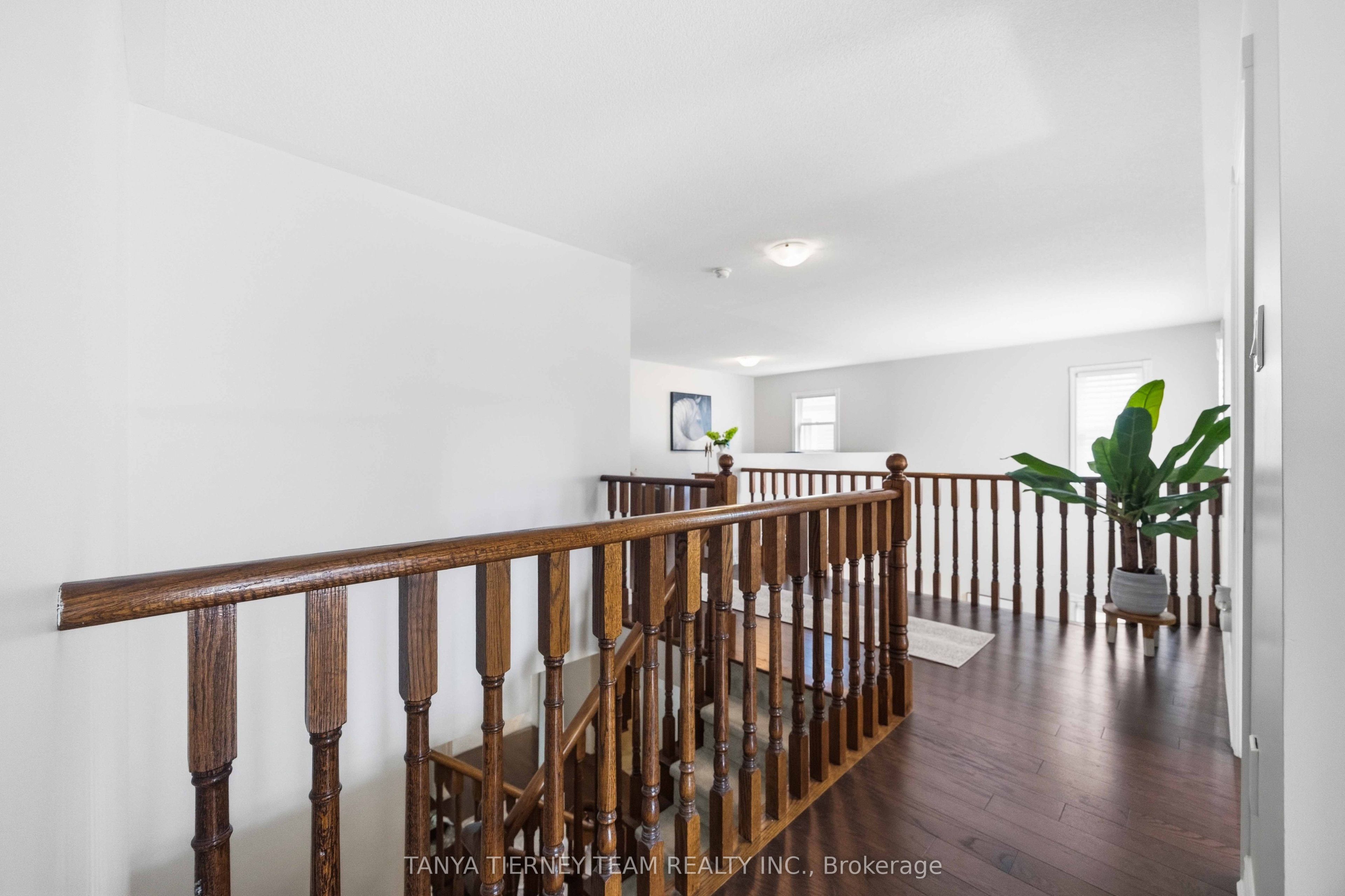 16 Waring Avenue Property Photo 27